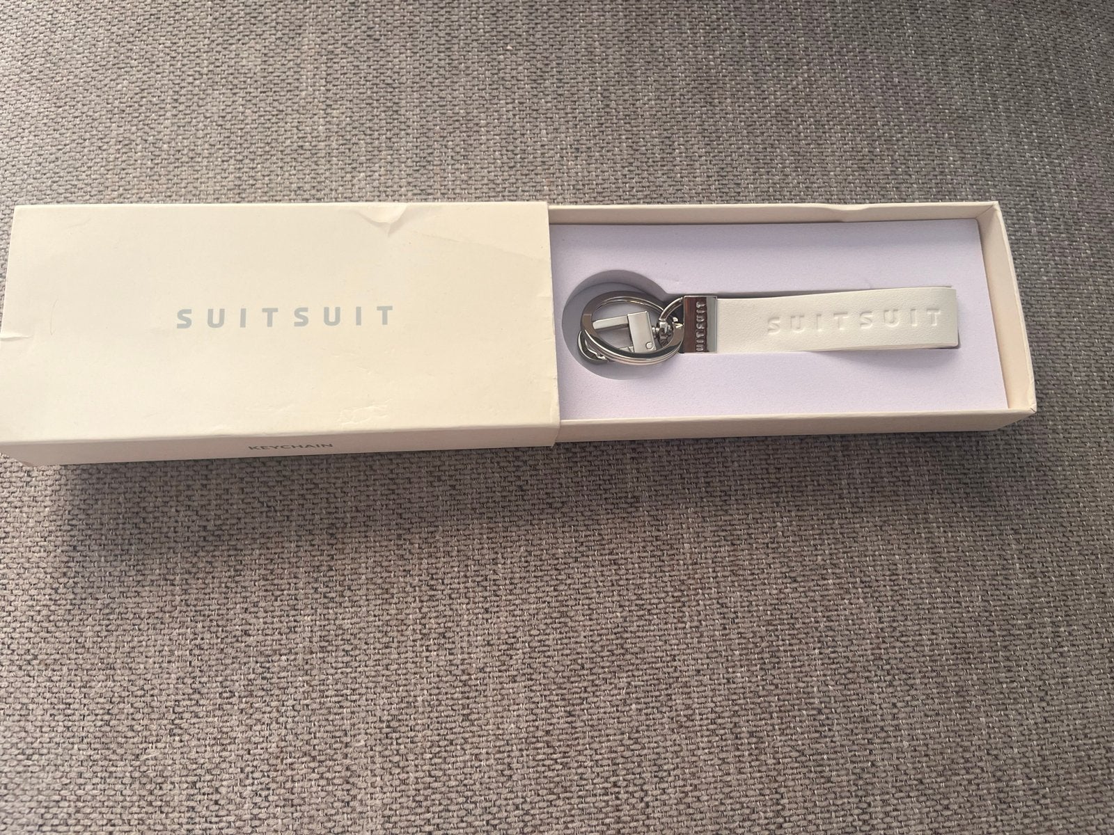 SUITSUIT Sleutelhanger - Egg White, Ophalen of Verzenden, Nieuw, Merk