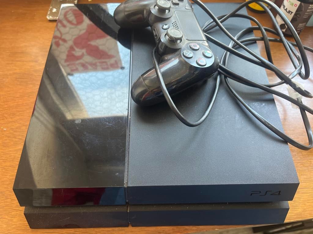 PlayStation 4 500GB met 1 controller - Zo goed als nieuw, 500 GB, Ophalen of Verzenden, Zo goed als nieuw, Met 1 controller