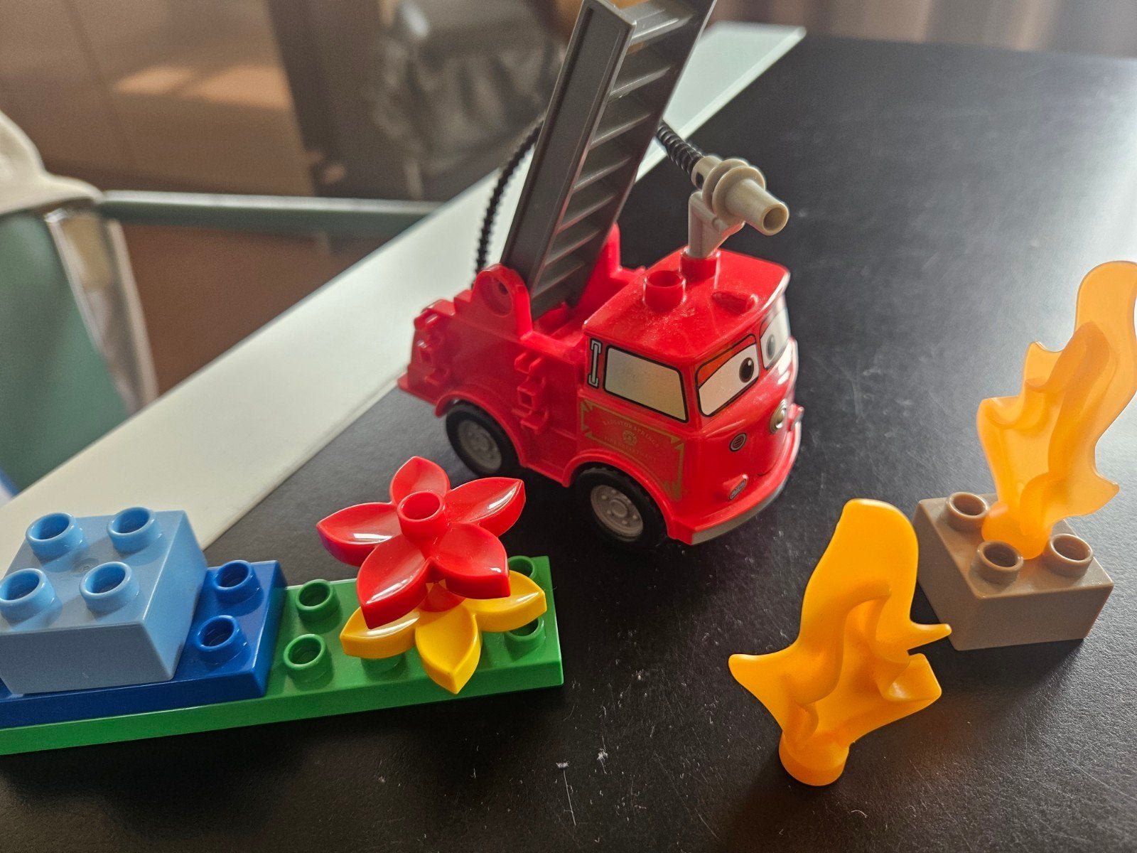 Lego Duplo Cars Brandweerwagen Rood, Ophalen, Gebruikt