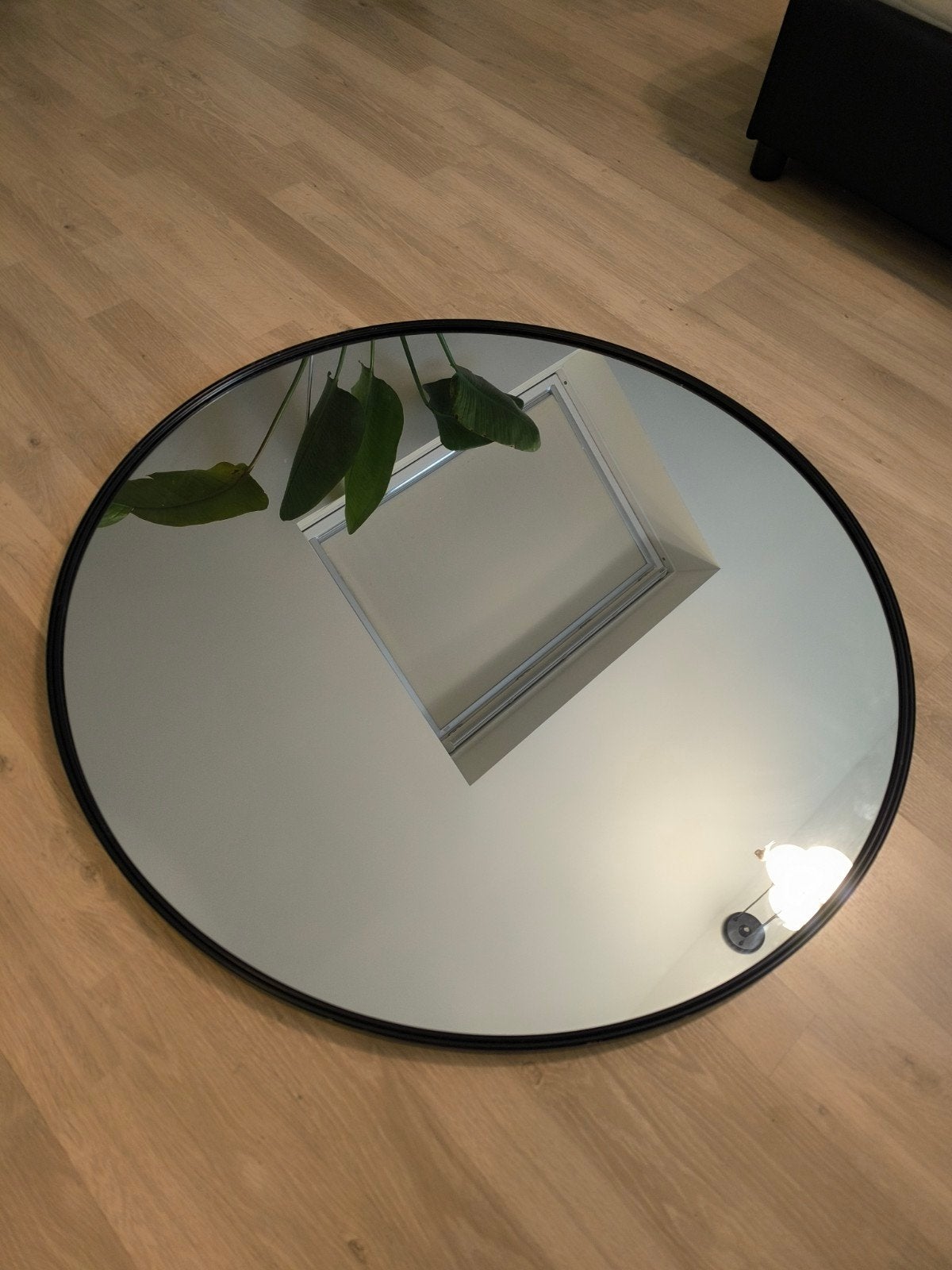 Ronde spiegel met zwarte rand van Xenos, Ophalen, Gebruikt, Rond, 75 tot 100 cm
