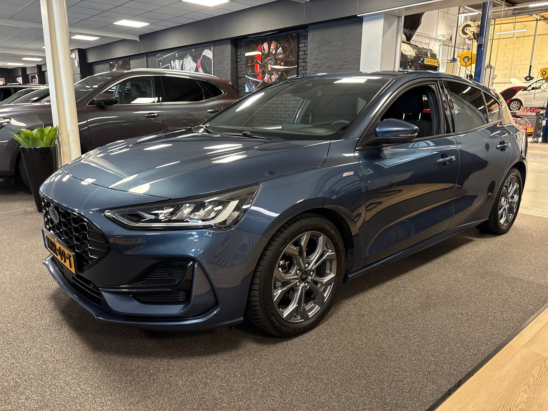 Ford FOCUS 1.0 EcoBoost Hybrid ST Line/navi/stoelverw/apple, Auto's, Ford, 12 maanden, Gebruikt, Euro 6, Blauw
