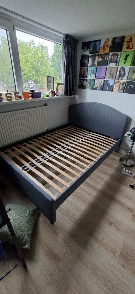 Bed 140x200, Ophalen, Tweepersoons, 140 cm, Zo goed als nieuw