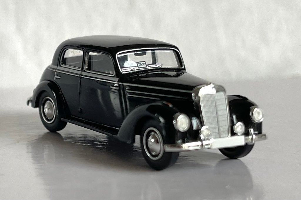 Brekina: Mercedes-Benz 220 Taxi, Ophalen of Verzenden, Gebruikt, Auto, Brekina