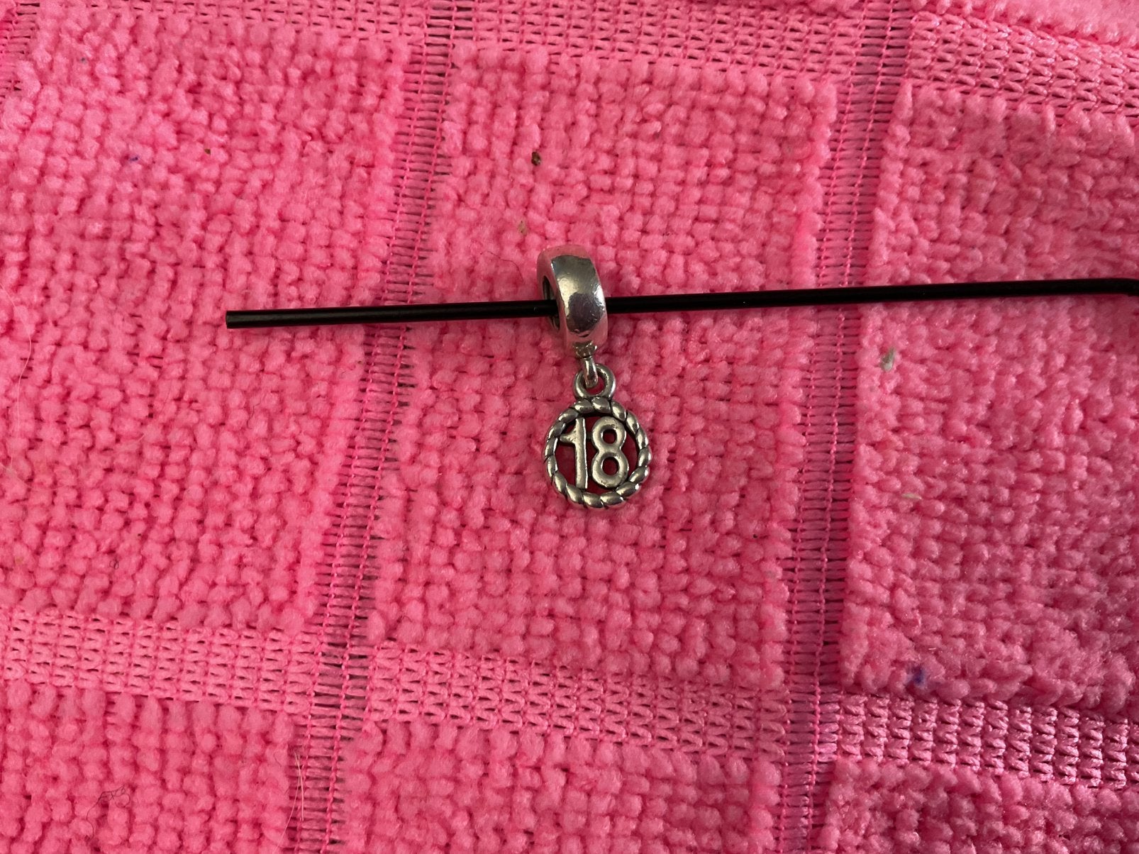 Pandora bedel 18 jaar, Sieraden, Tassen en Uiterlijk, Bedels, Verzenden, Zo goed als nieuw, Zilver, Pandora