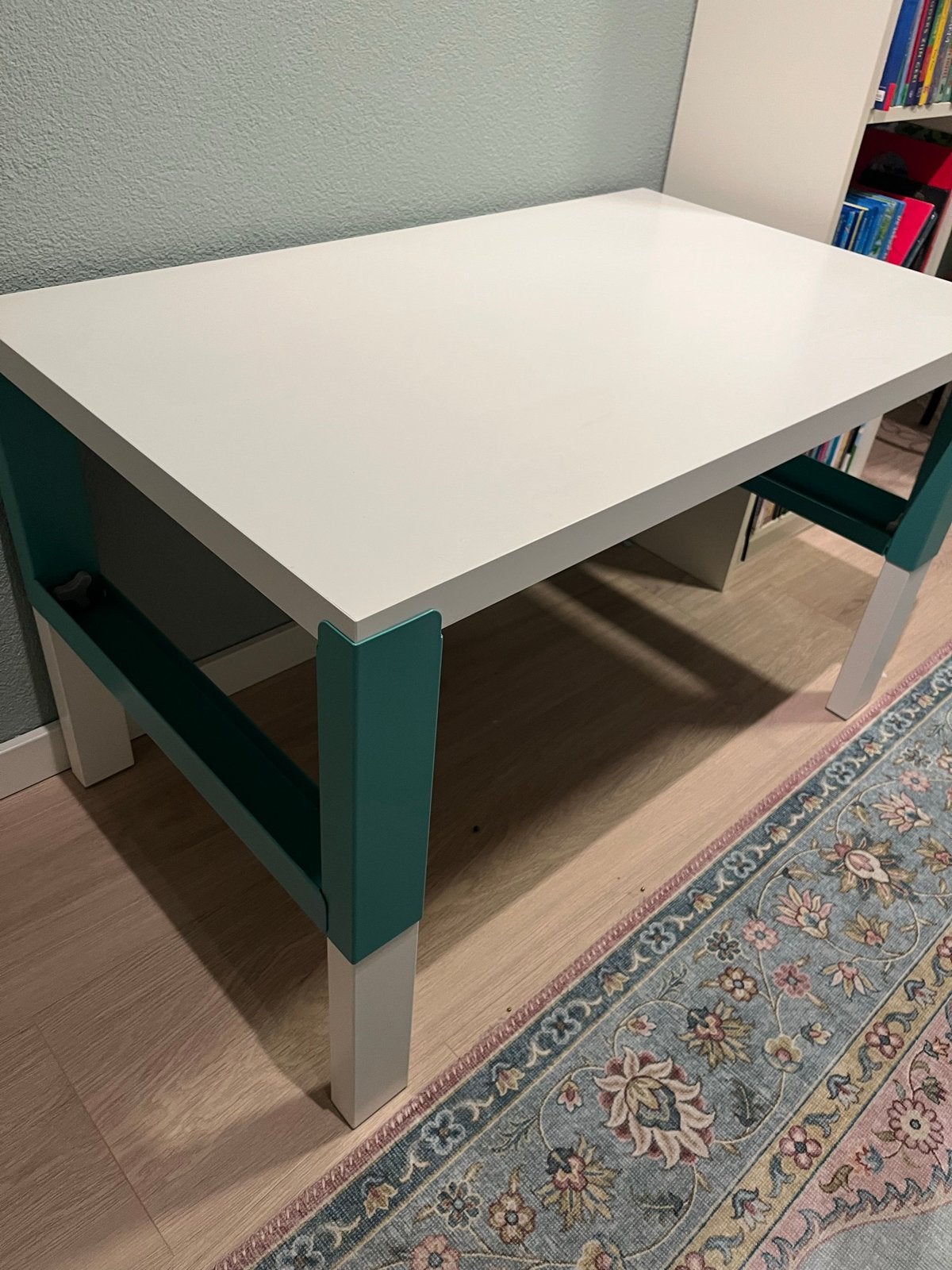 IKEA PAHL in hoogte verstelbaar bureau - Zeer goede staat, Huis en Inrichting, Ophalen, In hoogte verstelbaar, Zo goed als nieuw