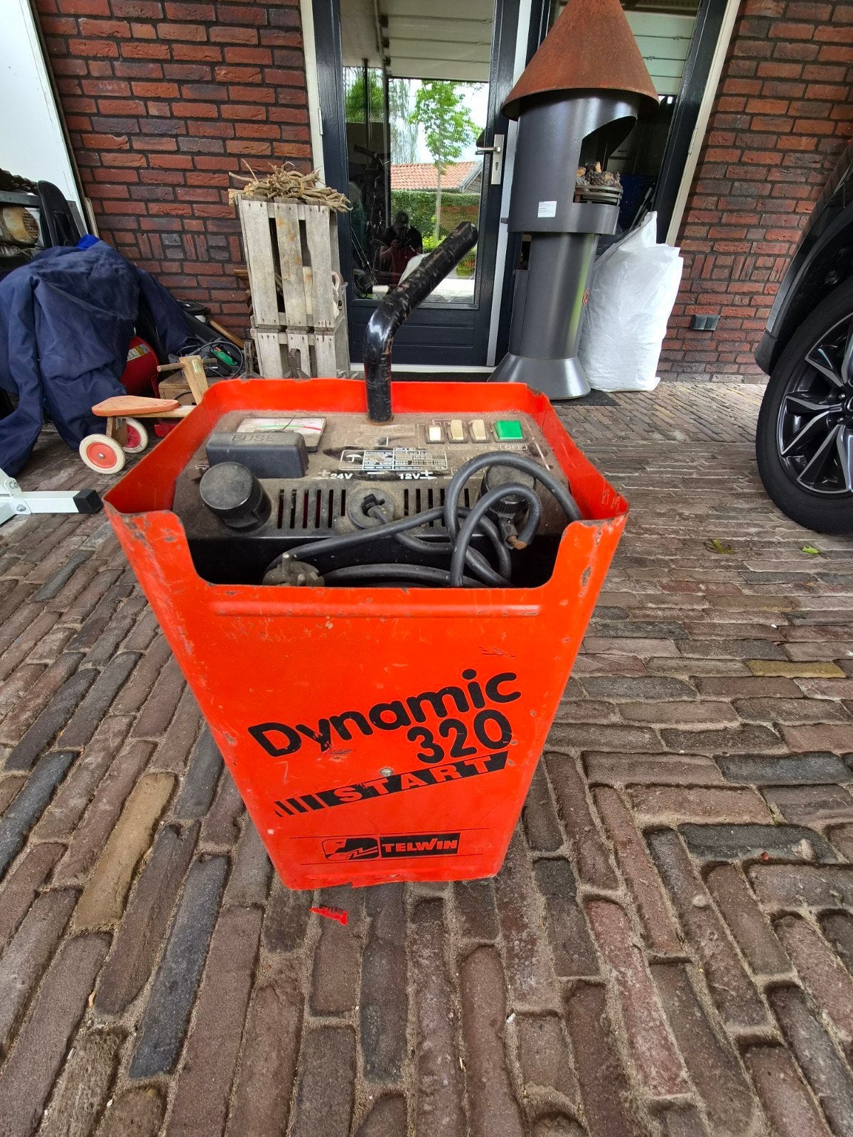 Snelstarter acculader telwin dynamic 320, Ophalen