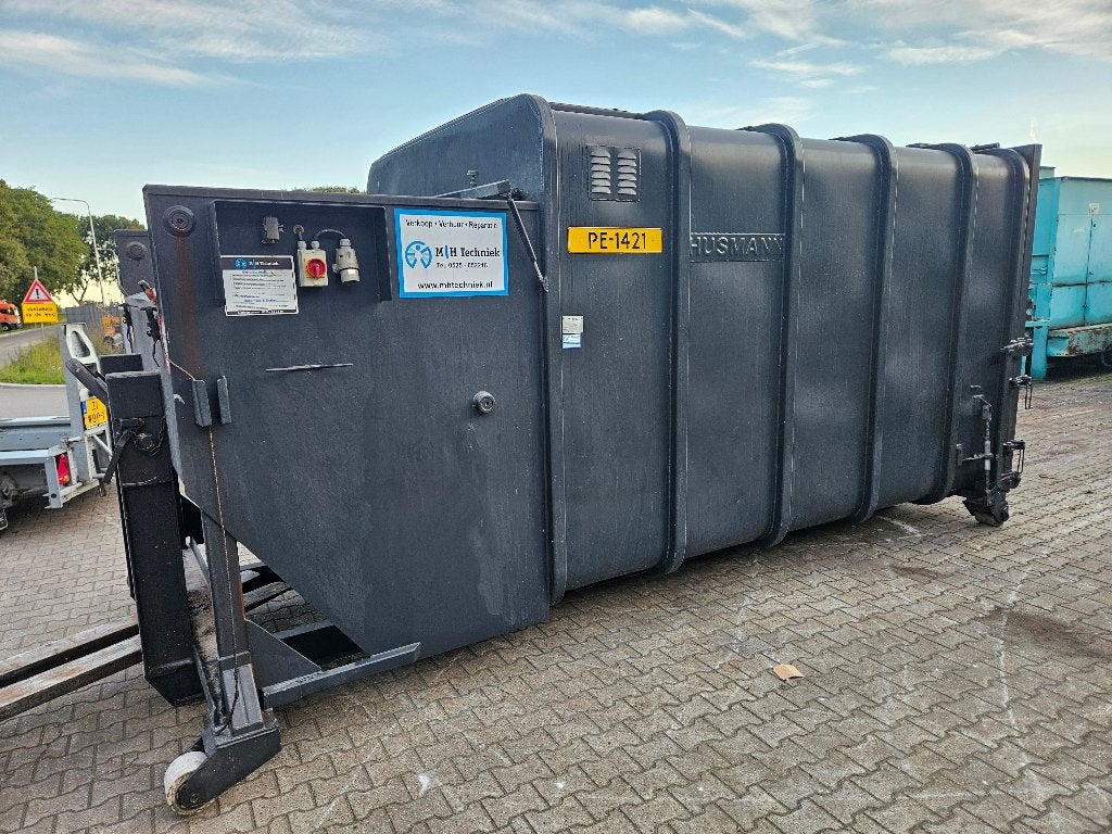 Perscontainer 20m3, Ophalen