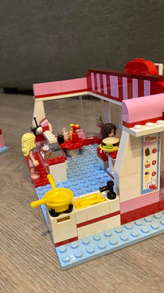 Lego Friends Heartlake City Burgerrestaurant, Kinderen en Baby's, Speelgoed | Duplo en Lego, Lego, Friends, Ophalen of Verzenden