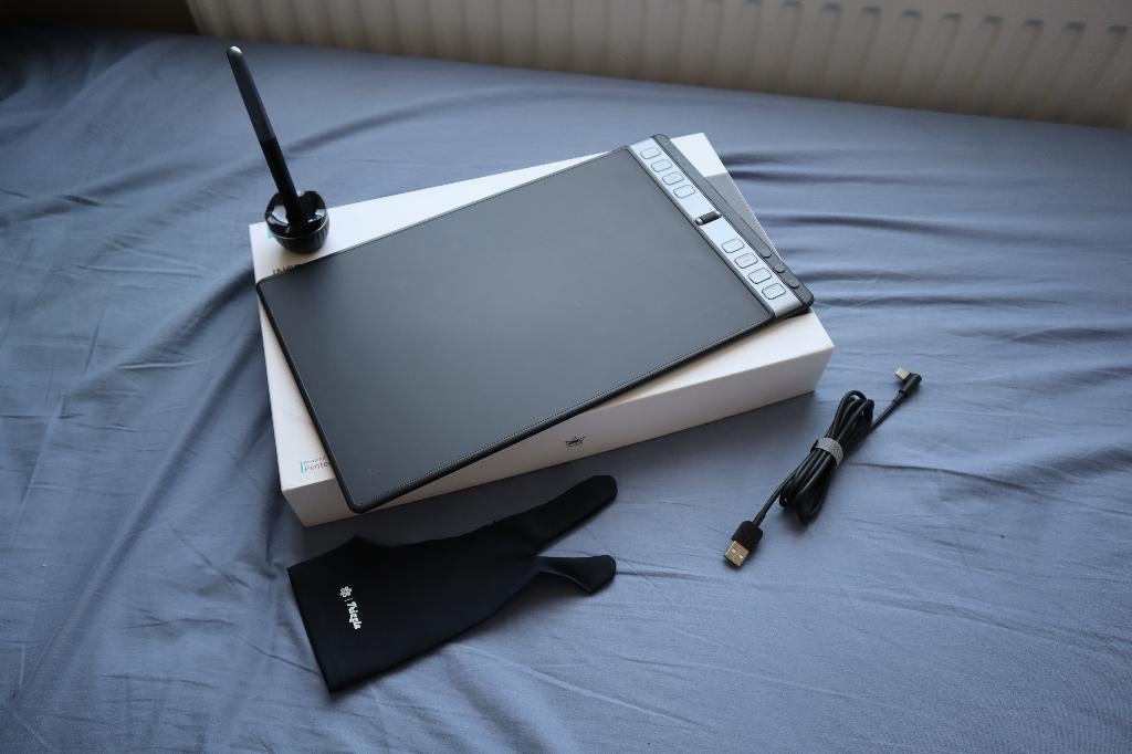 Huion Inspiroy 2 L - Teken Tablet, Computers en Software, Tekentablets, Ophalen of Verzenden, Zo goed als nieuw, Bedraad, Huion