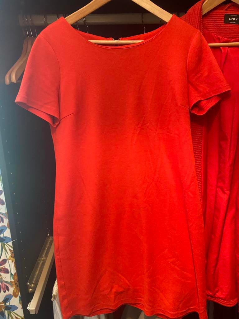 Rode Jurk  Only en Jasje Set - Maat L, Kleding | Dames, Jurken, Zo goed als nieuw, Maat 42/44 (L), Rood, Boven de knie, Ophalen of Verzenden