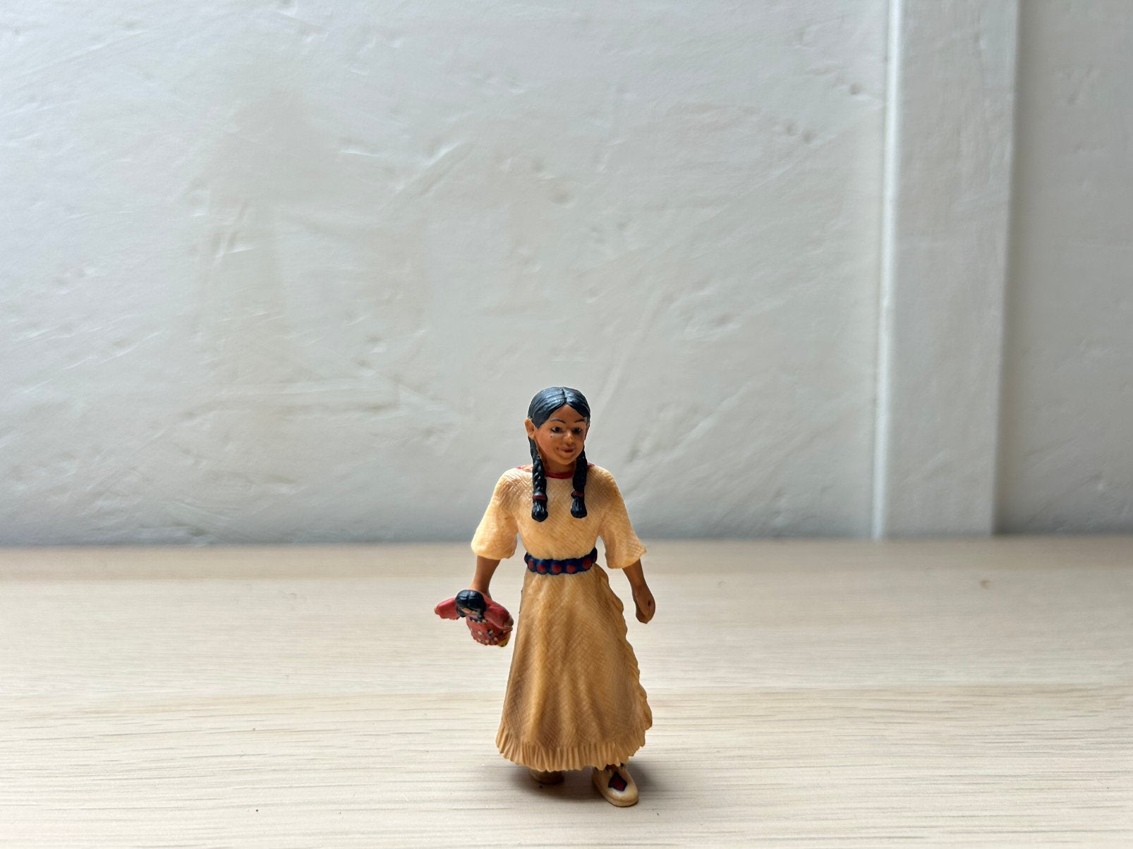 Schleich indiaan meisje, Ophalen of Verzenden, Zo goed als nieuw, Paard, Beeldje of Figuurtje