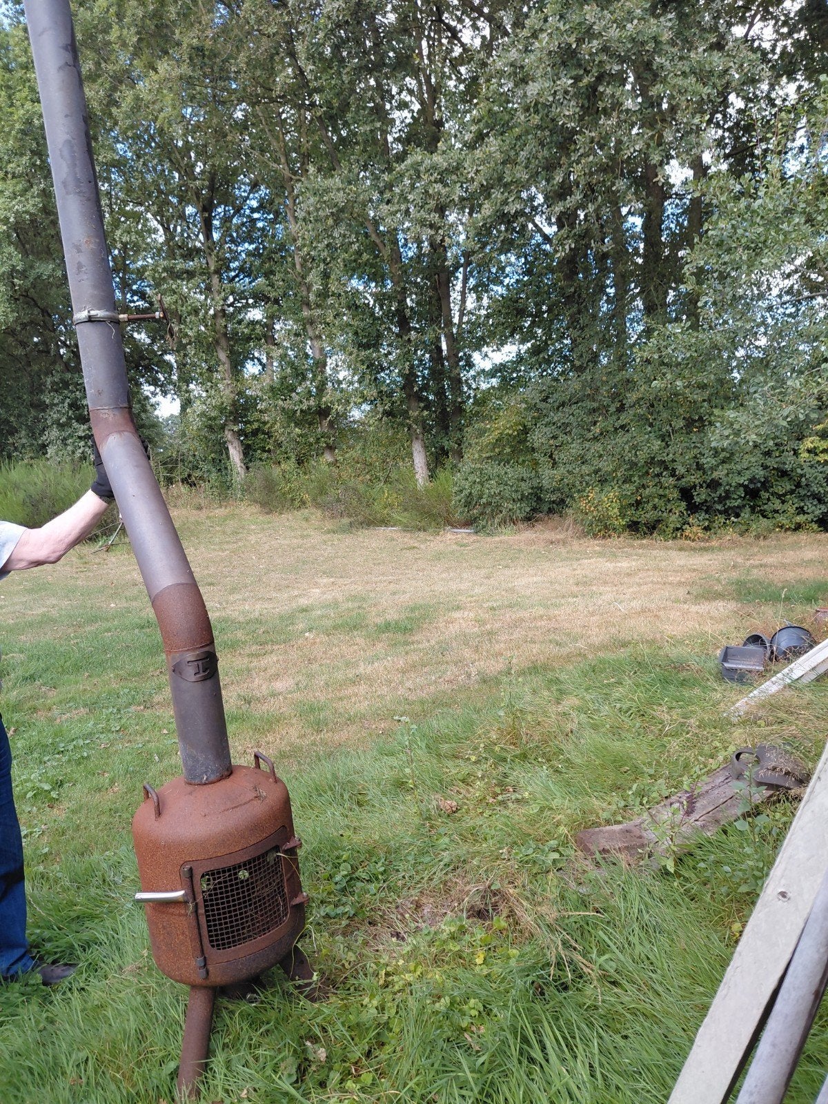 Robuuste houtkachel met lange pijp, Ophalen, Gebruikt, Vuurton