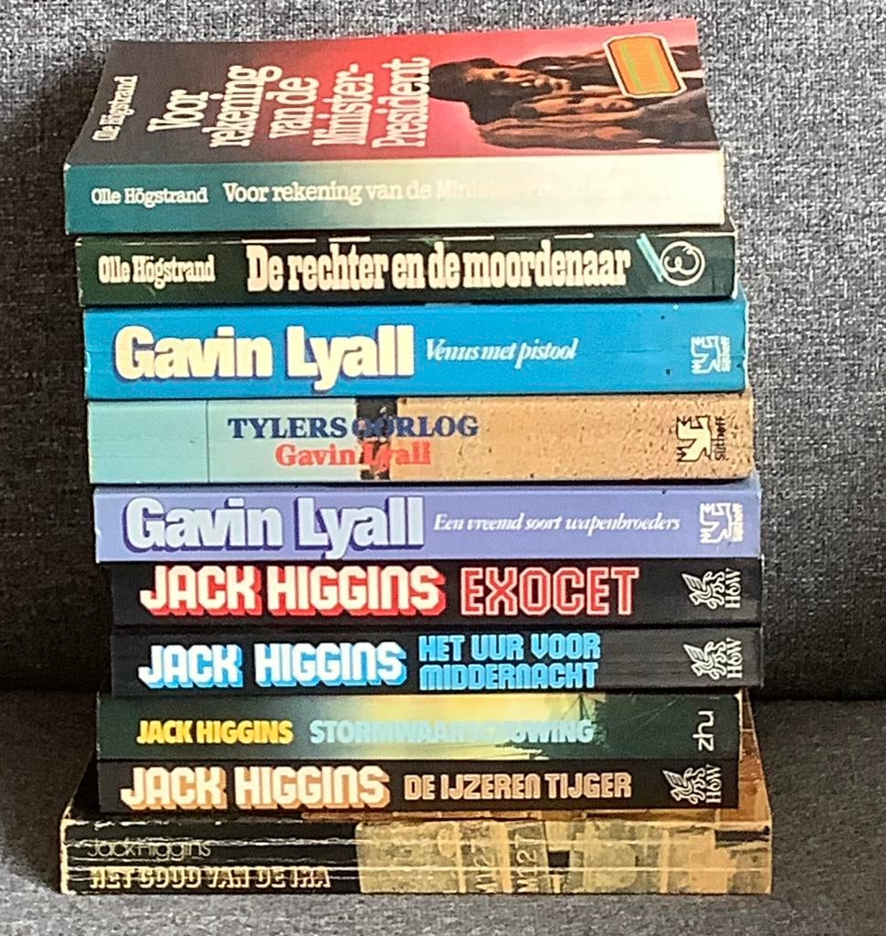 10 Spannende boeken (paperback) €1,- per stuk, Ophalen of Verzenden, Zo goed als nieuw