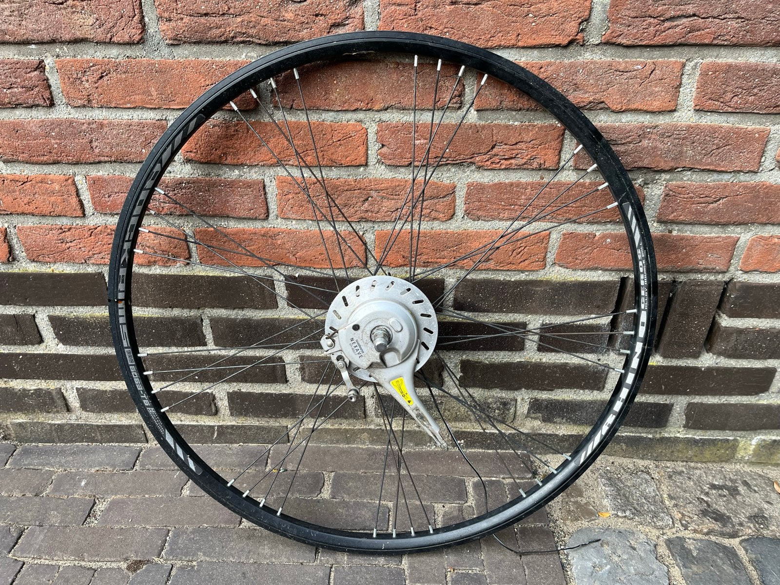 28” Fietsvoorwiel met Dynamo en Rollerbrake Shimano Nexave, Fietsen en Brommers, Fietsonderdelen, Ophalen, Gebruikt, Wiel