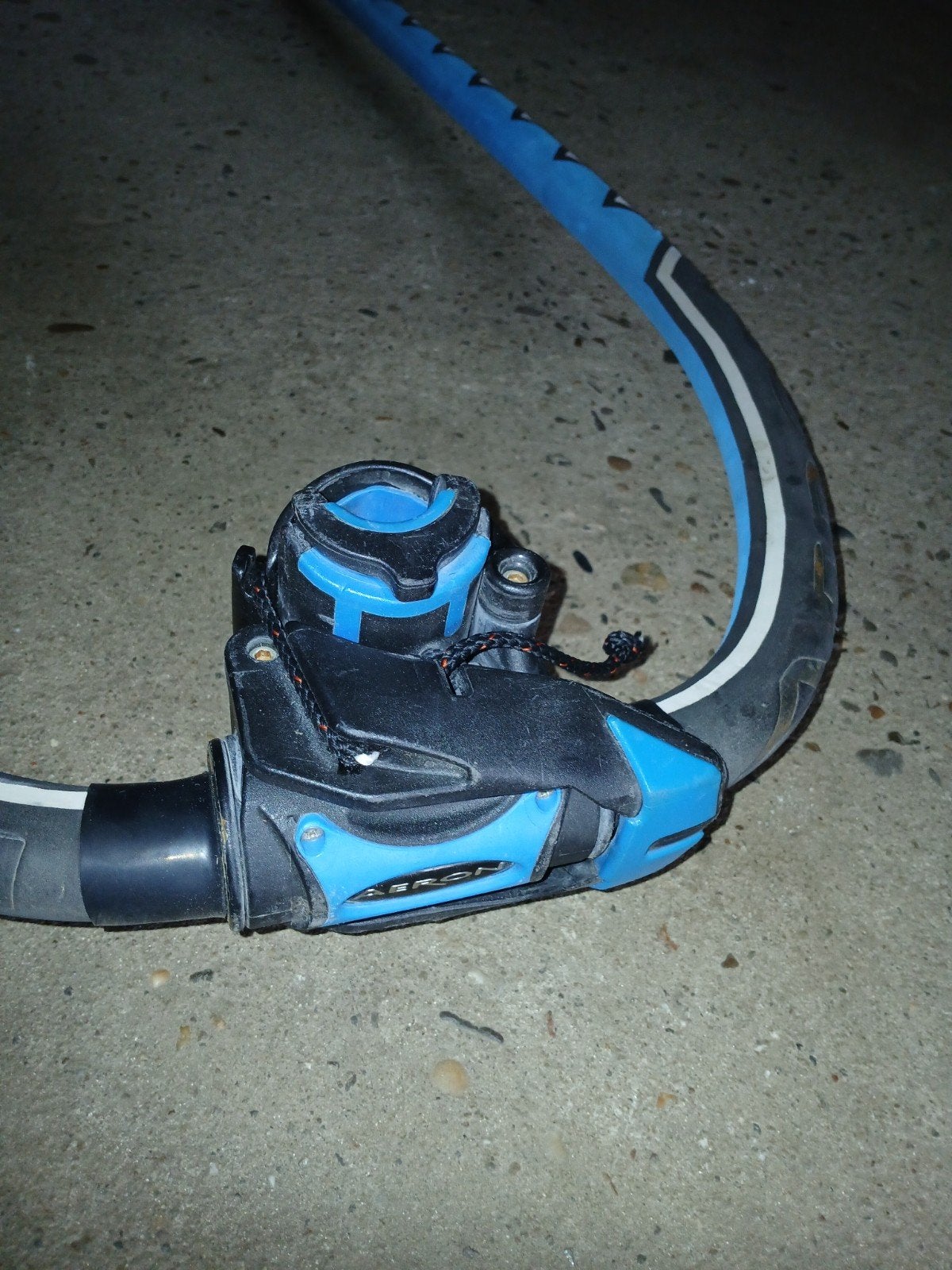 aeron giek v grip 140 - 190, Watersport en Boten, Ophalen, Giek