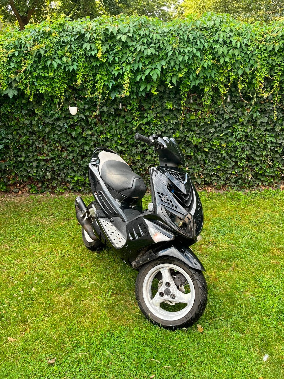 Peugeot Speedfight met 70cc Malossi en Yasuni R uitlaat, Ophalen, Zo goed als nieuw, Peugeot