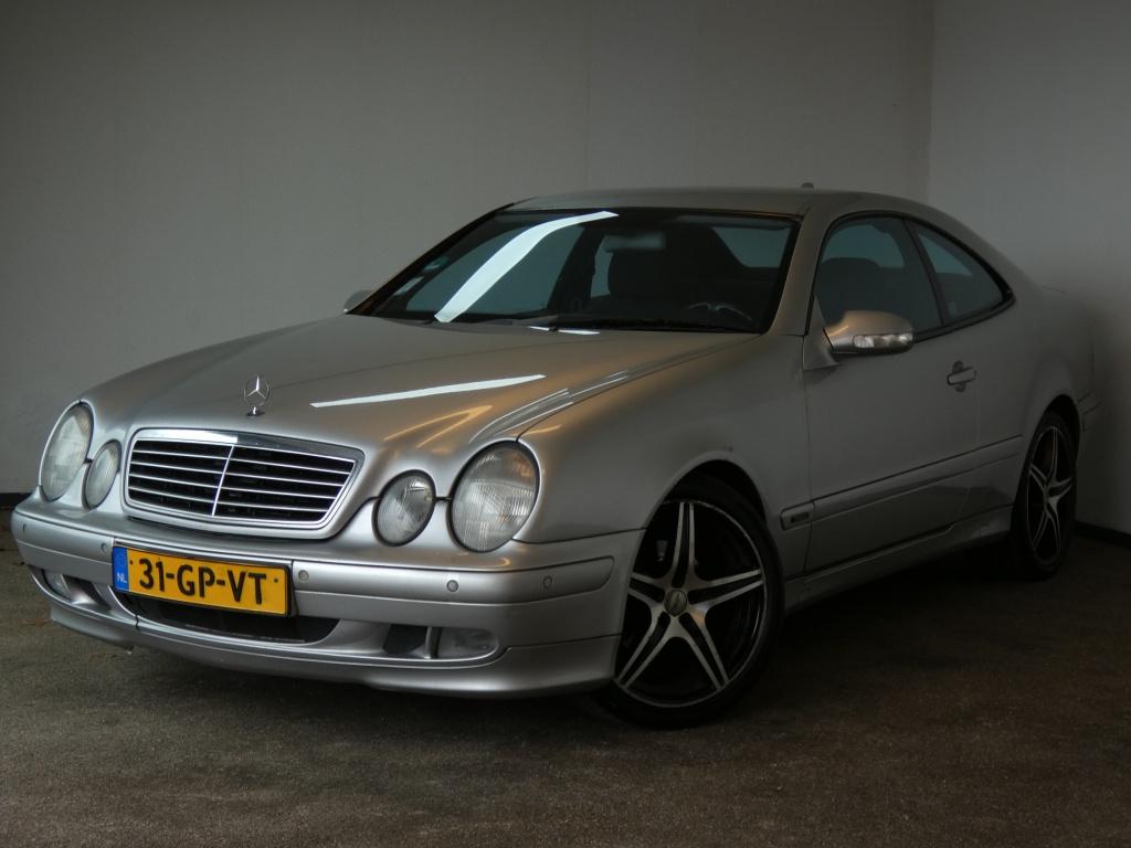 Mercedes-Benz CLK-Klasse Coupé 200 K. Avantgarde (bj 2001), Automaat, 1998 cc, Achterwielaandrijving, 4 stoelen