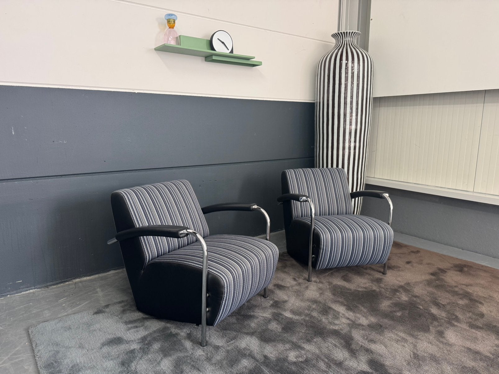 Nieuwstaat Leolux Scylla (2x) | Leolux Scylla fauteuil, Ophalen, Leolux, Leolux, design on stock, gelderland, artifort, rolf benz