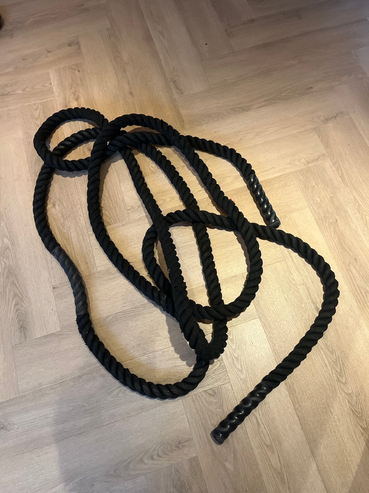 GRATIS Battle rope 8-9 meter in topstaat, Sport en Fitness, Ophalen, Zo goed als nieuw, Battle rope