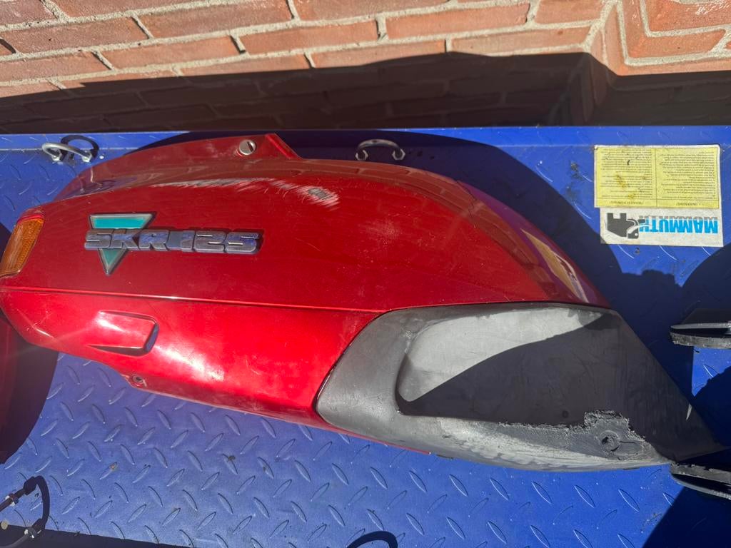 Skipper achterkappen rood, Fietsen en Brommers, Scooters | Overige merken, Ophalen of Verzenden, Gebruikt