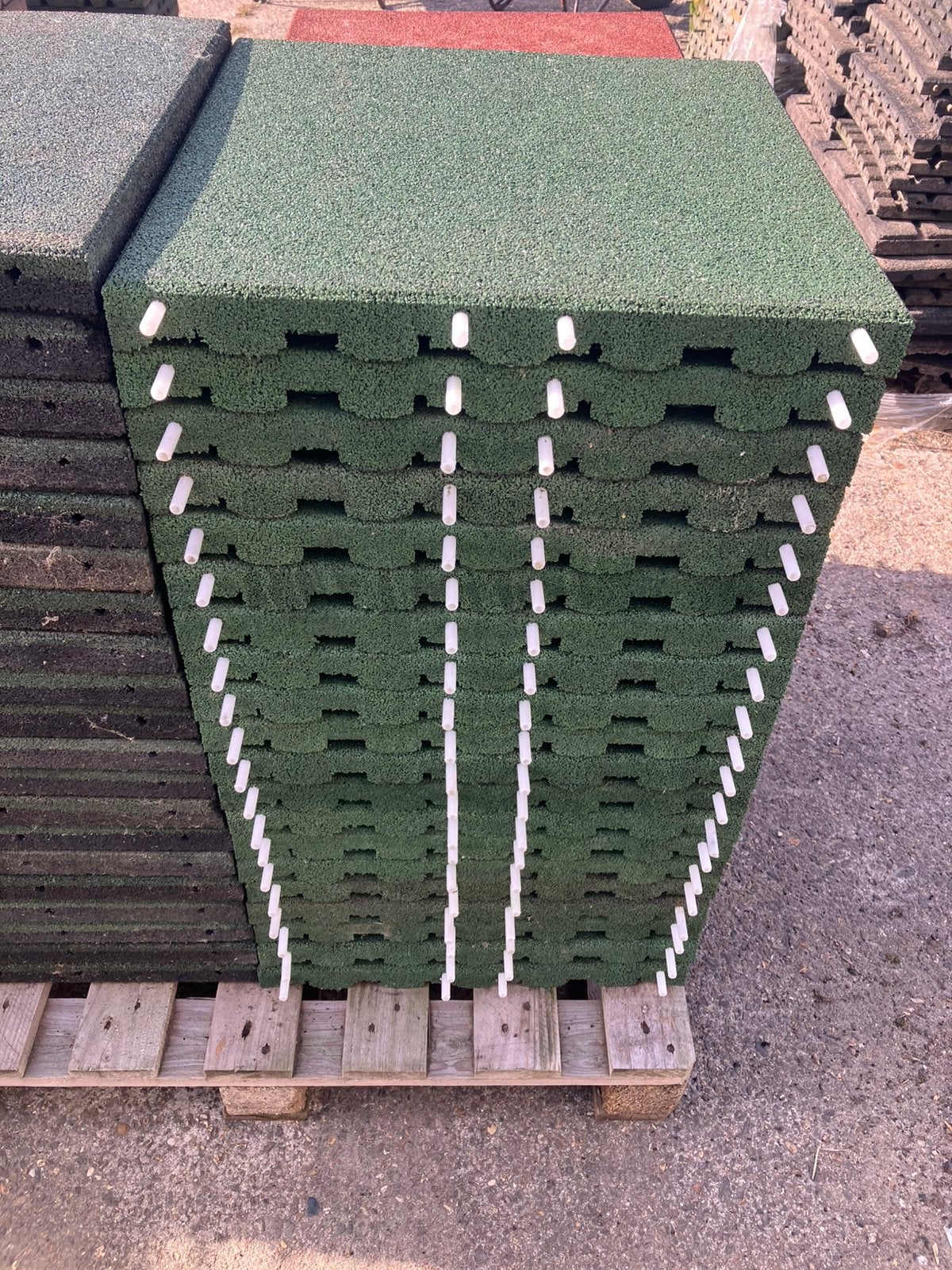 20 nieuwe rubberen tegels 50x50x4,5cm, Dieren en Toebehoren, Q, Q, Q