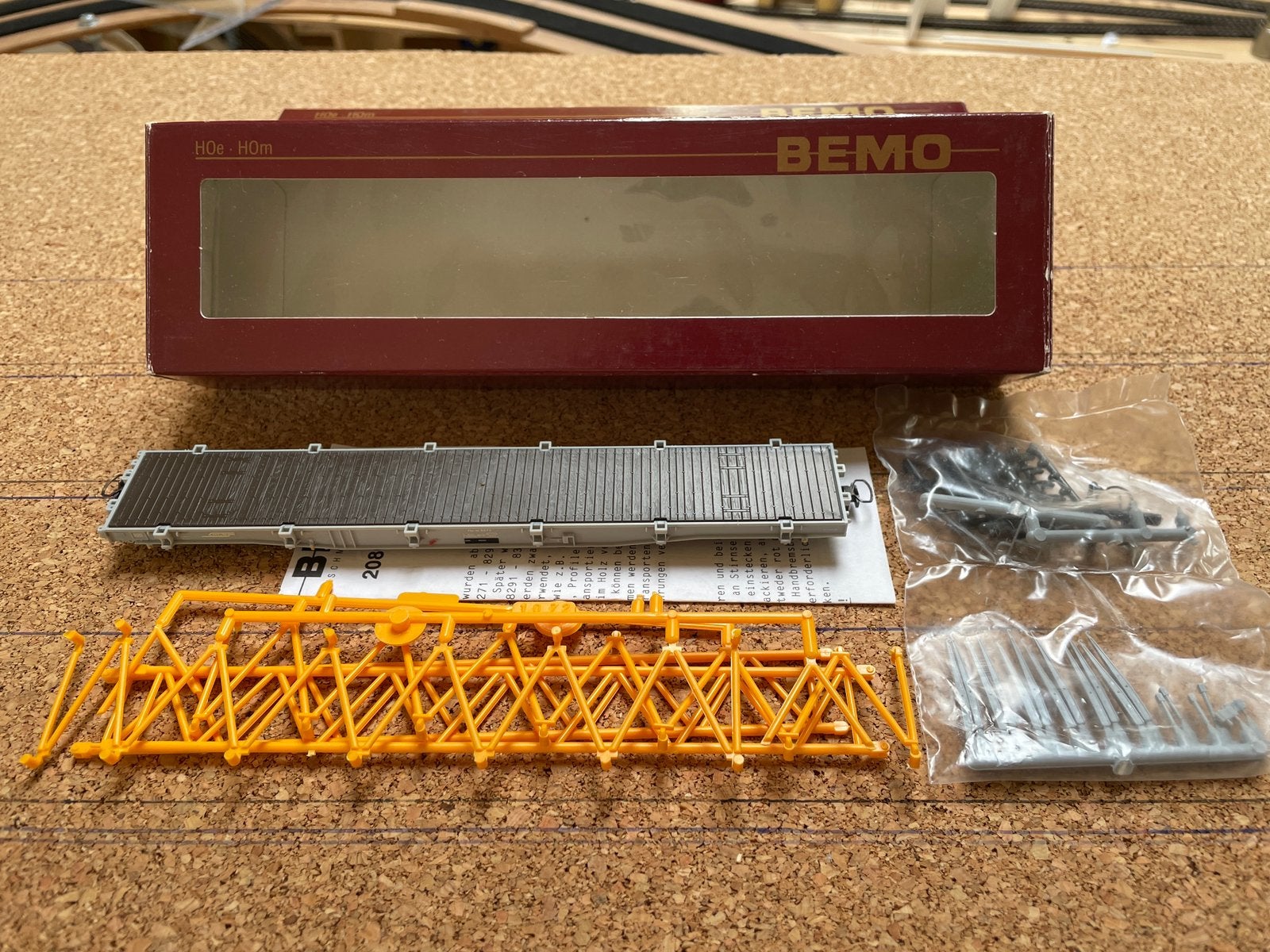 Bemo RhB H0m rongenwagen Rp-w 8273 met gittermast - 2280 103, Hobby en Vrije tijd, Modeltreinen | H0, Ophalen of Verzenden, Zo goed als nieuw