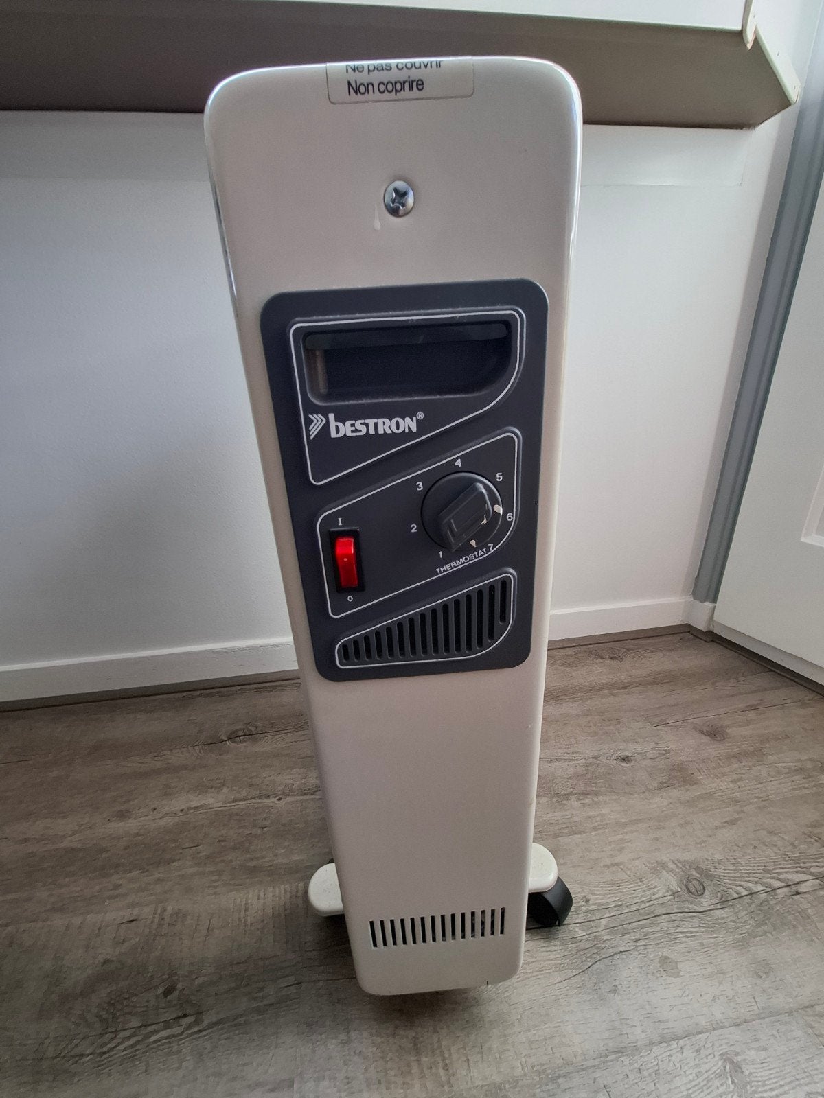 Bestron Oliegevulde Radiator 1500W - Type UR 715, Ophalen, 30 tot 80 cm, Overige typen, Minder dan 60 cm