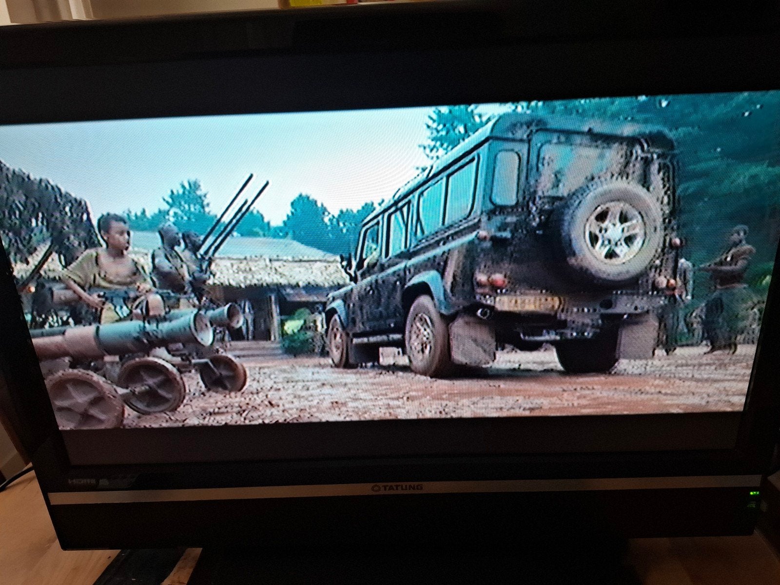 Tatung t.v. 32 inch., Ophalen, 50 Hz, 40 tot 60 cm, 4k (UHD)