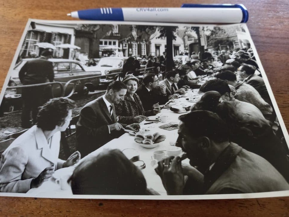Hilvarenbeek, Ophalen of Verzenden, Voor 1940, Zo goed als nieuw, Overige onderwerpen