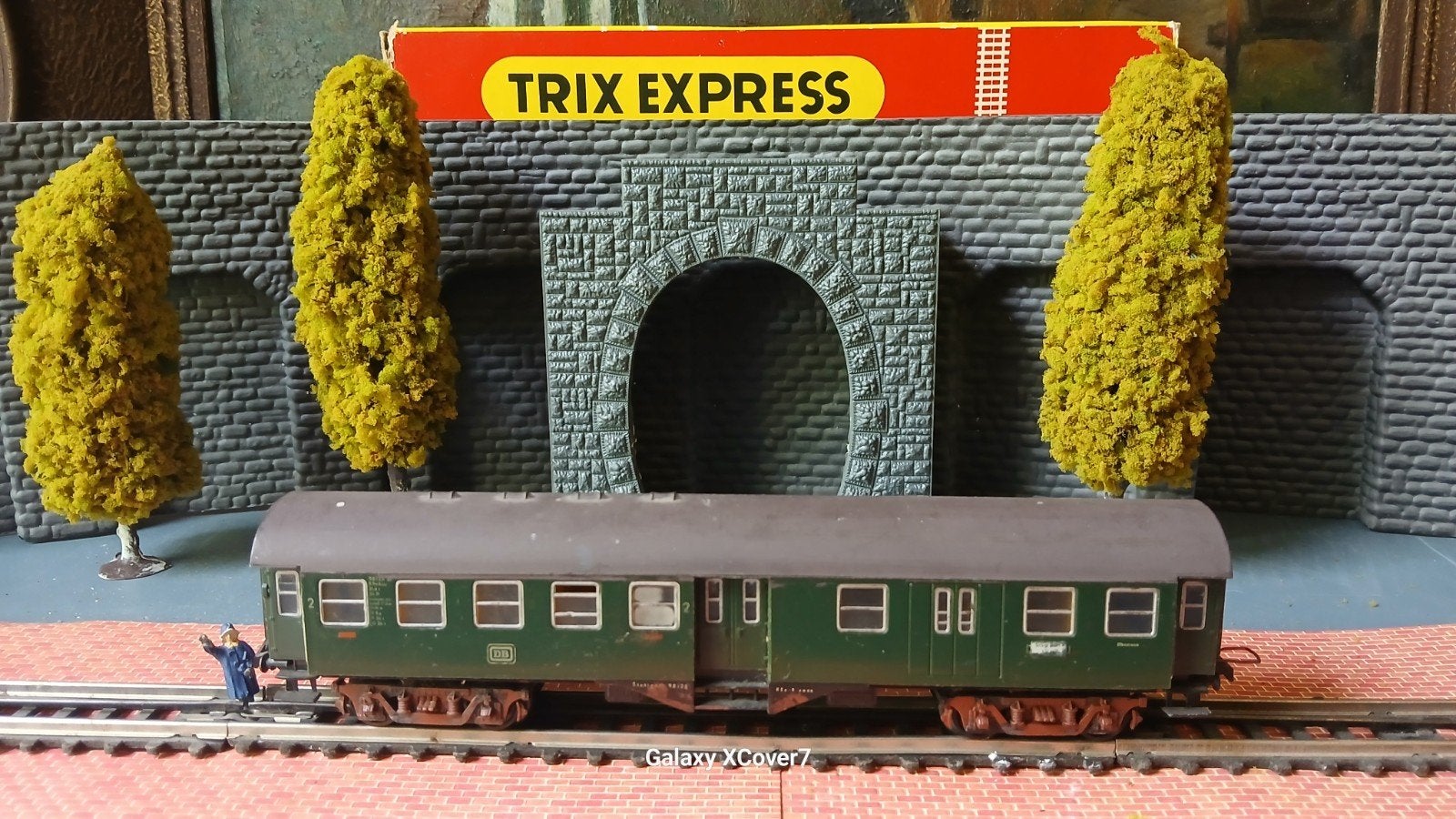 Trix Express Set van 2 Wagons - Groene DB Personenrijtuigen, Ophalen of Verzenden