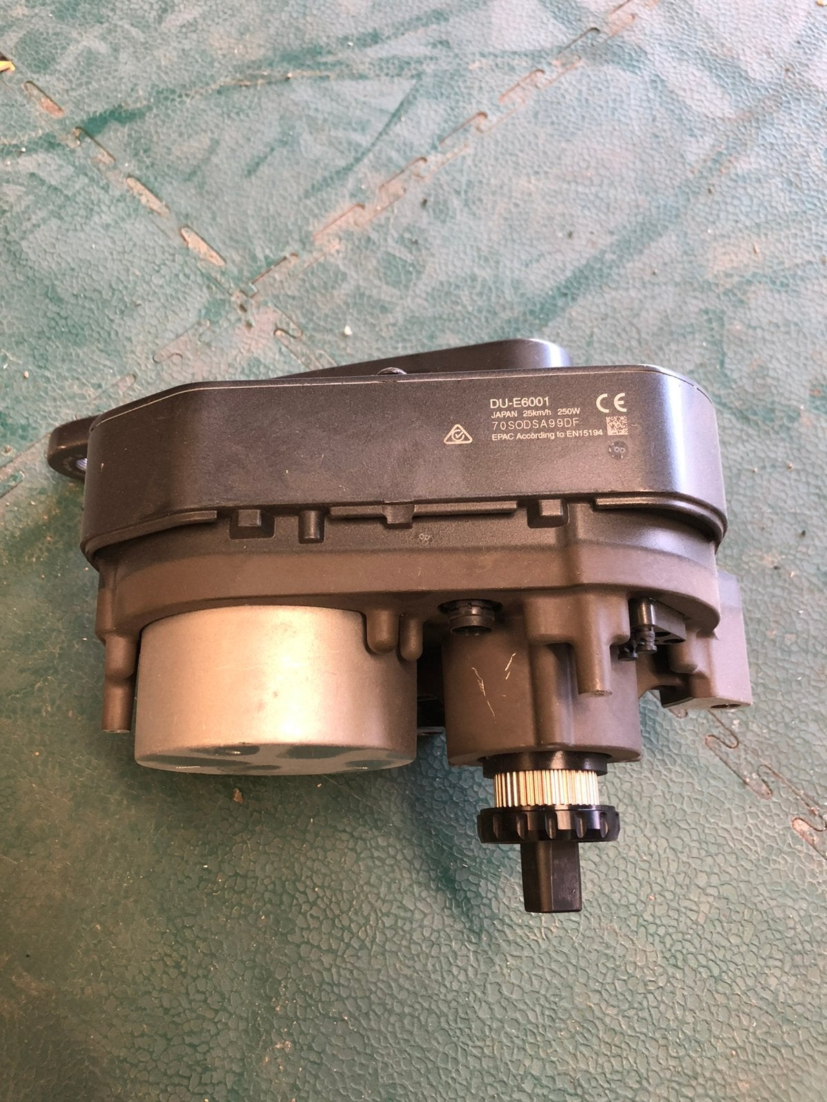 Nieuwe shimano DU E6002 middemotor, Fietsen en Brommers, Fietsonderdelen, Elektrische fiets, Ophalen of Verzenden, Zo goed als nieuw