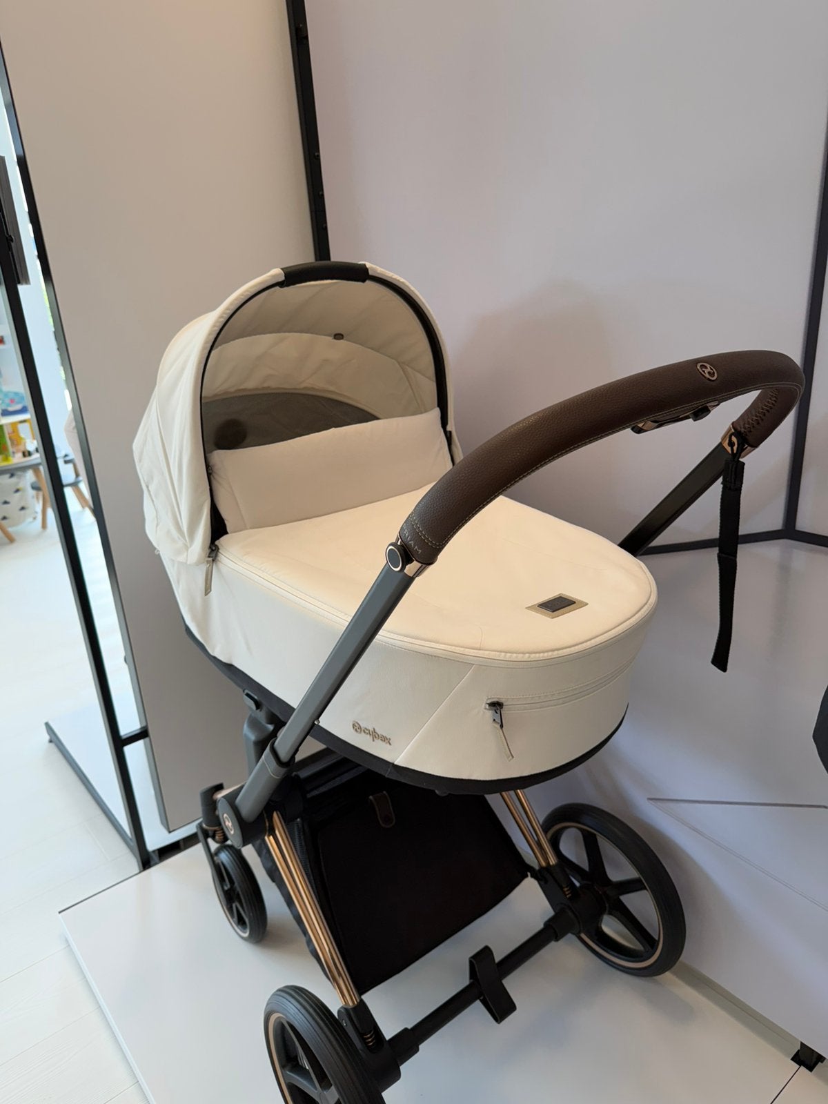 Showmodel Priam 4 Kinderwagen Rose Gold - Off White, Ophalen, Zo goed als nieuw, Overige merken