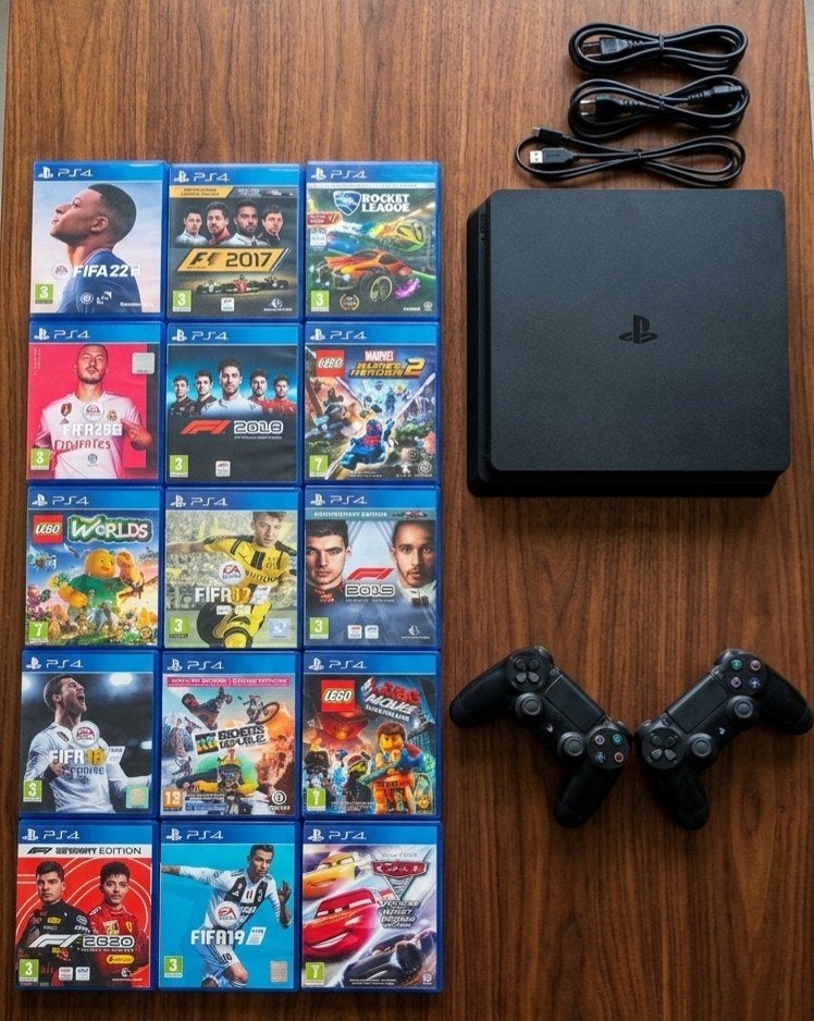 PlayStation 4 Slim 1tb -2 controllers - 15 games, Spelcomputers en Games, Spelcomputers | Sony PlayStation 4, Met 2 controllers
