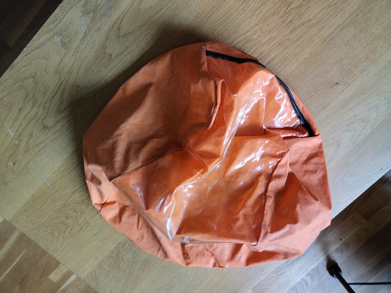 Tanktas regenhoes oranje, Ophalen of Verzenden