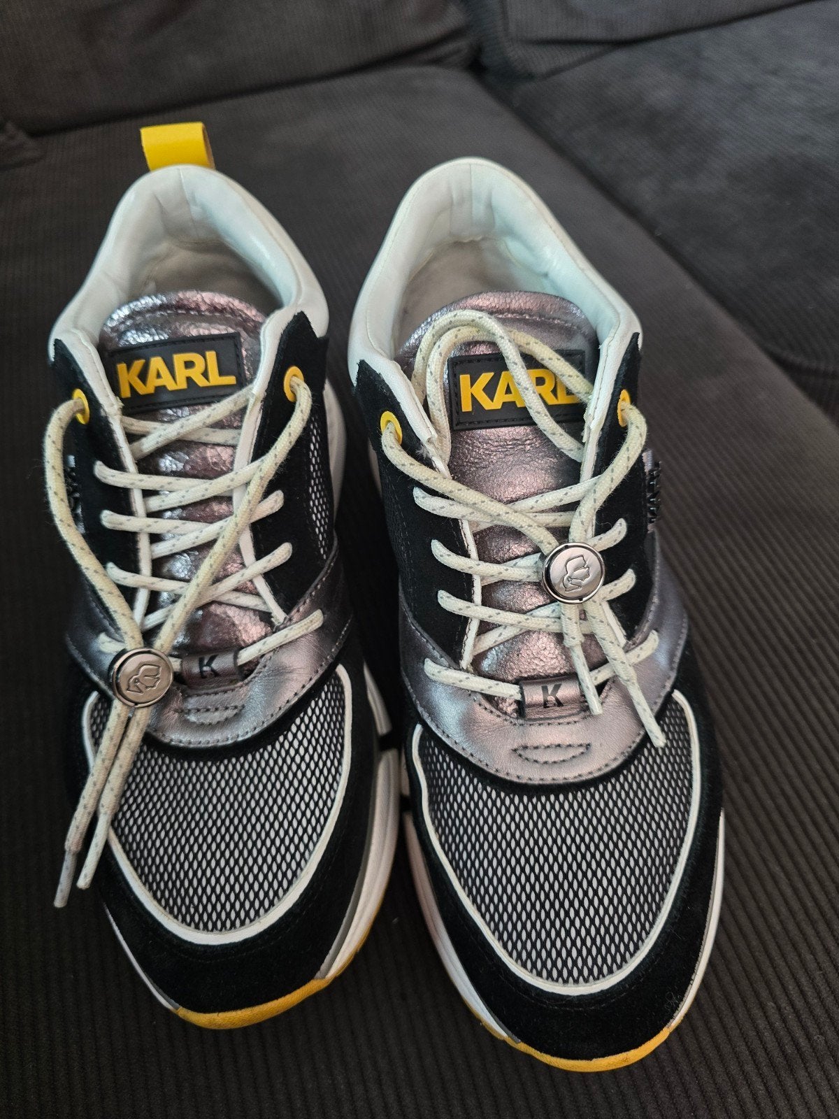 Karl Lagerfeld Sneakers Maat 39 Zwart/Zilver, Kleding | Dames, Schoenen, Karl Lagerfeld, Zwart, Ophalen of Verzenden, Sneakers of Gympen
