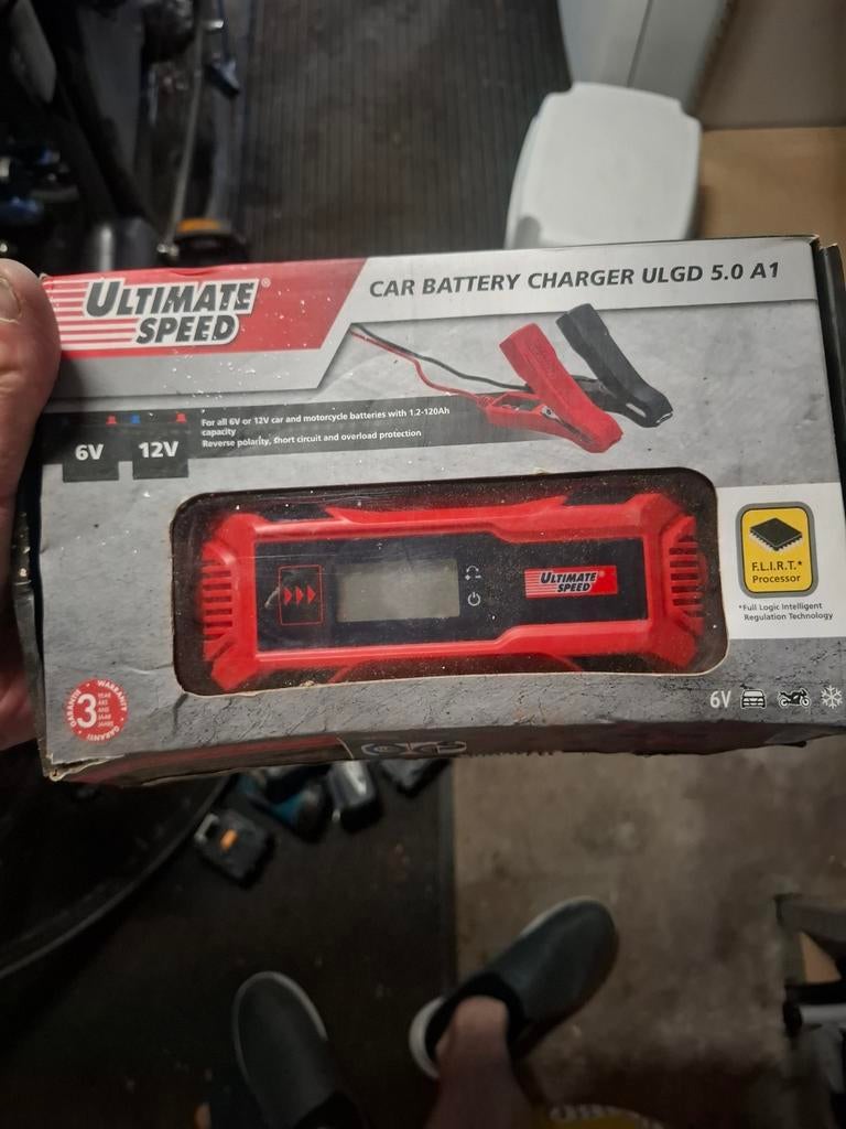 Ultimate Speed Acculader ULG D 5.0 A1 6V/12V, Ophalen of Verzenden, Zo goed als nieuw