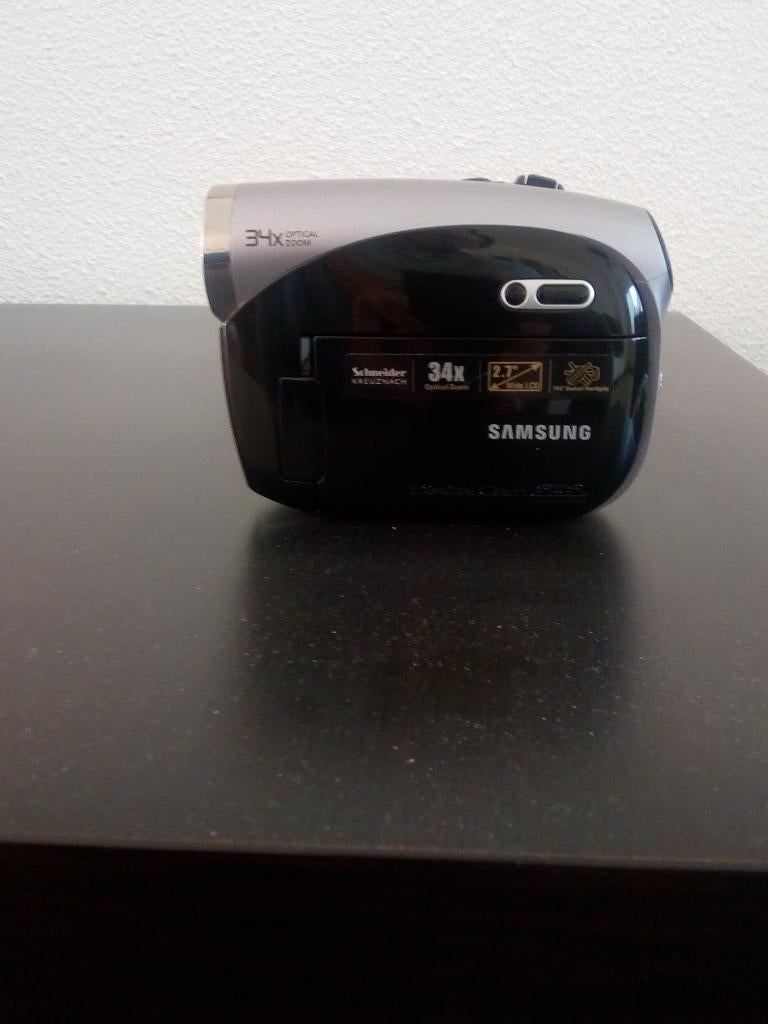 Digitale Camera merk: Samsung type: VP-DX105, Ophalen, Full HD, 20x of meer, Zo goed als nieuw