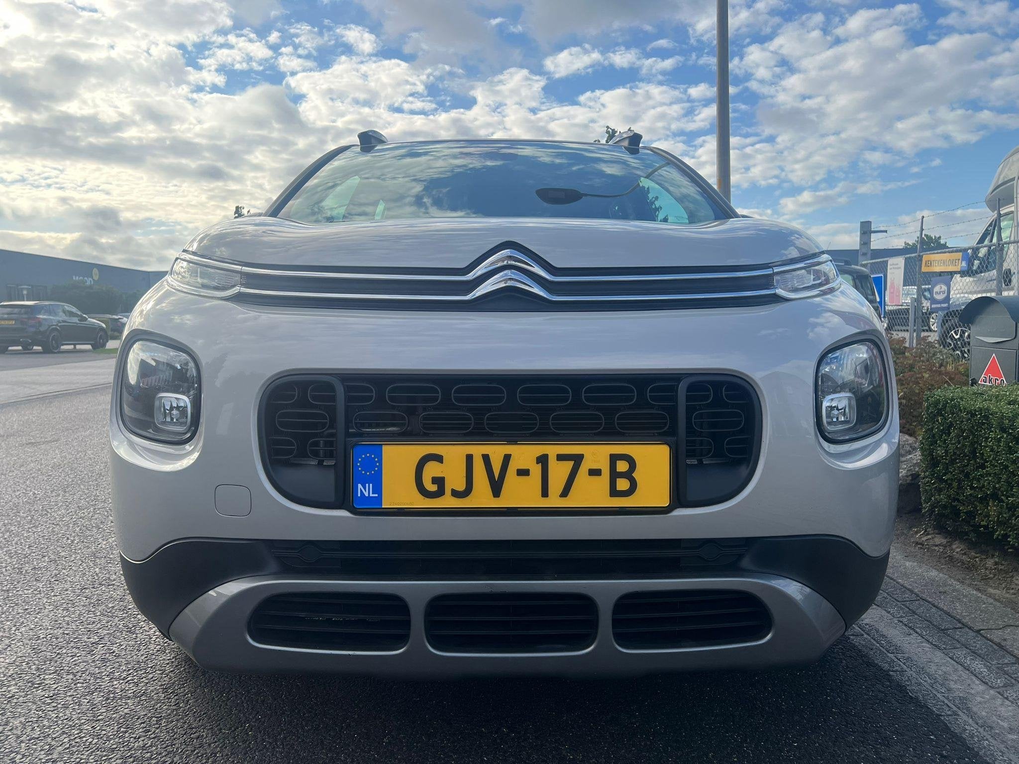 Citroen C3 Aircross 1.2 PureTech S&S Shine | Airco | Cruise, Auto's, Gebruikt, Euro 6, Automatische klimaatregeling, 600 kg
