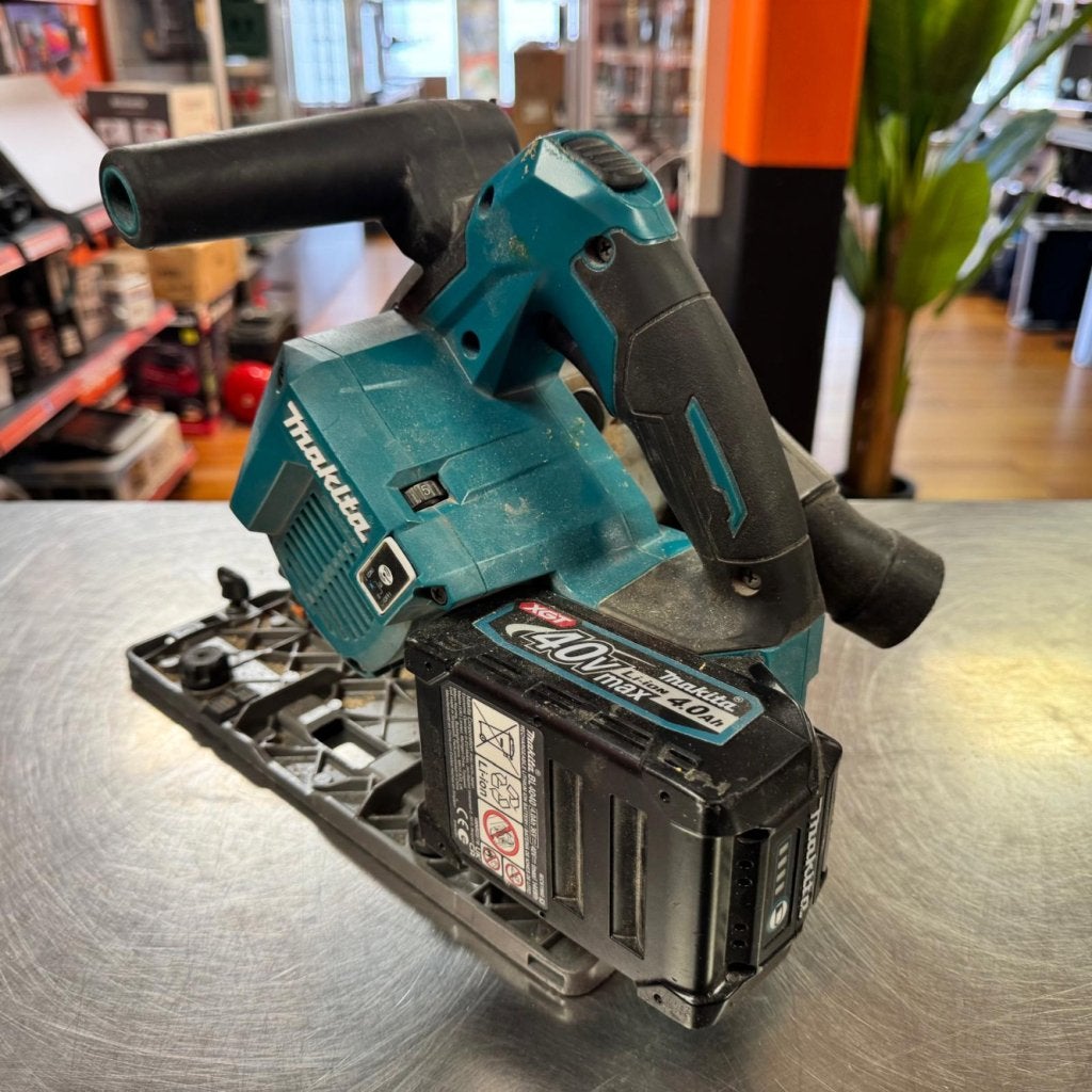 Makita SP001G Cirkel Invalzaag, Makita, Zo goed als nieuw, Support@makita.com, Makita Corporation, 3-11-8, Sumiyoshi-cho, 
Anjo, Aichi 446-8502
Japan