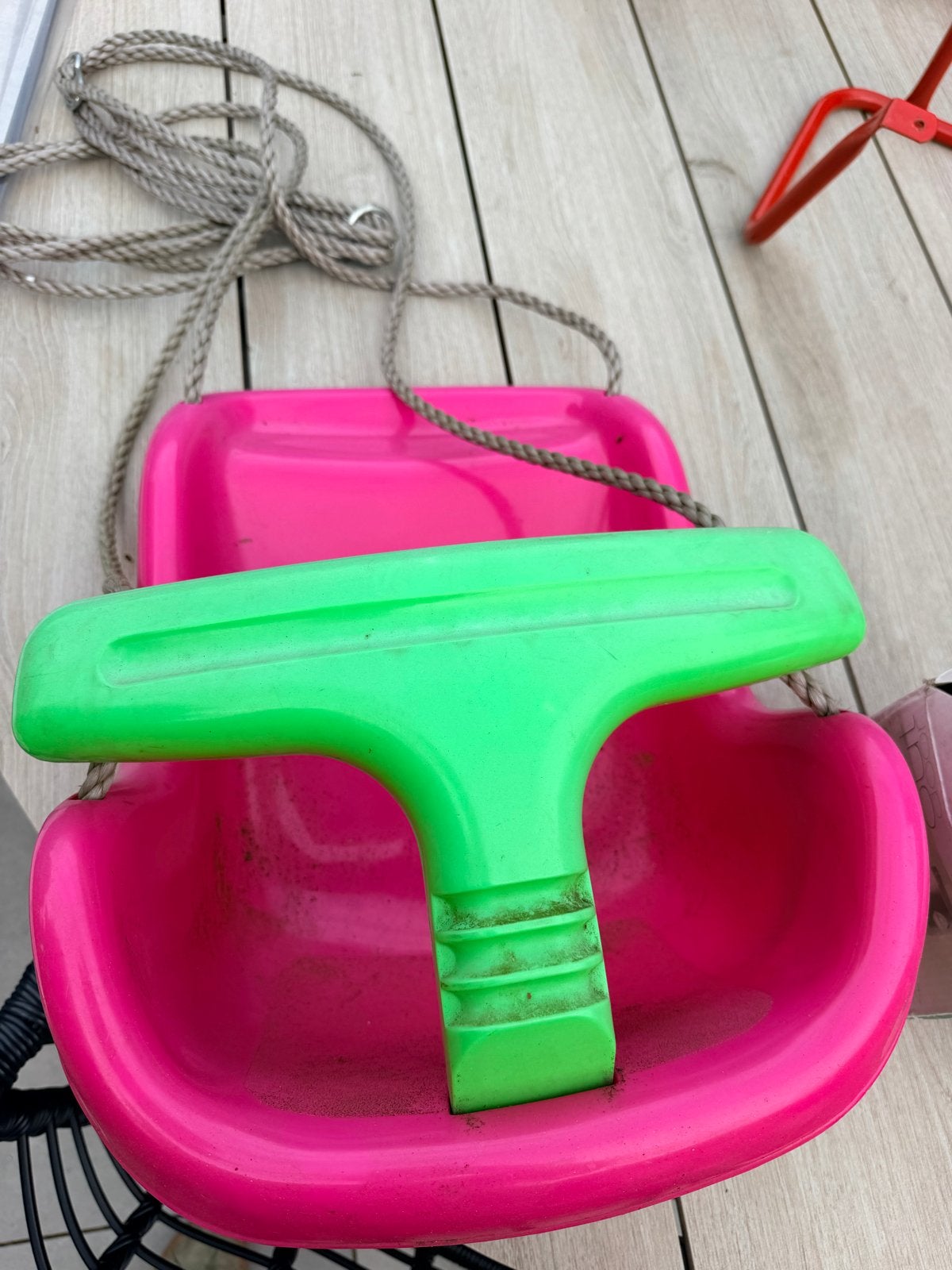 Roze babyschommel met groen veiligheidsbeugel, Ophalen of Verzenden, Gebruikt, Schommel