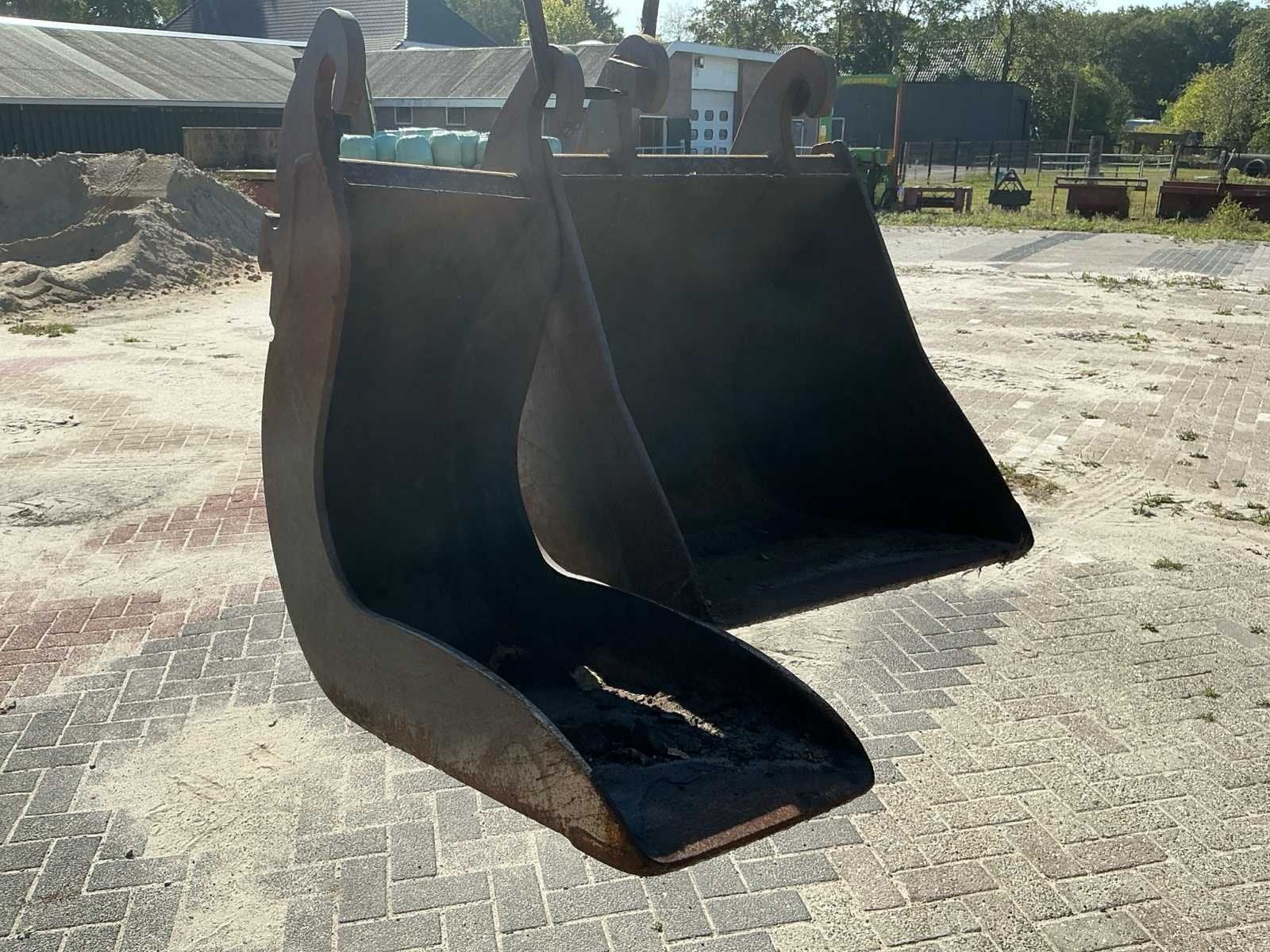 Bananenbak met graafbak Graafbak, Zakelijke goederen
