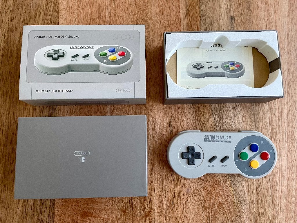 8Bitdo SFC30 SNES Gamepad, Ophalen of Verzenden, Zo goed als nieuw, 8BitDo