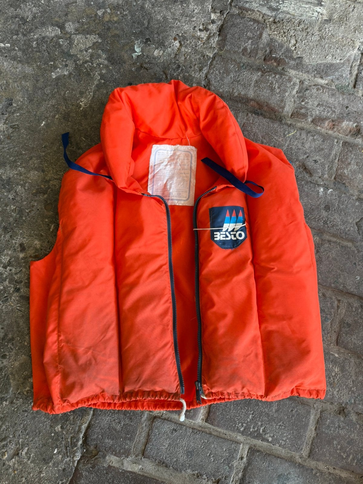 Zwemvest maat L, Watersport en Boten, Watersportkleding, Ophalen of Verzenden, Gebruikt, Kind, Reddingsvest of Zwemvest