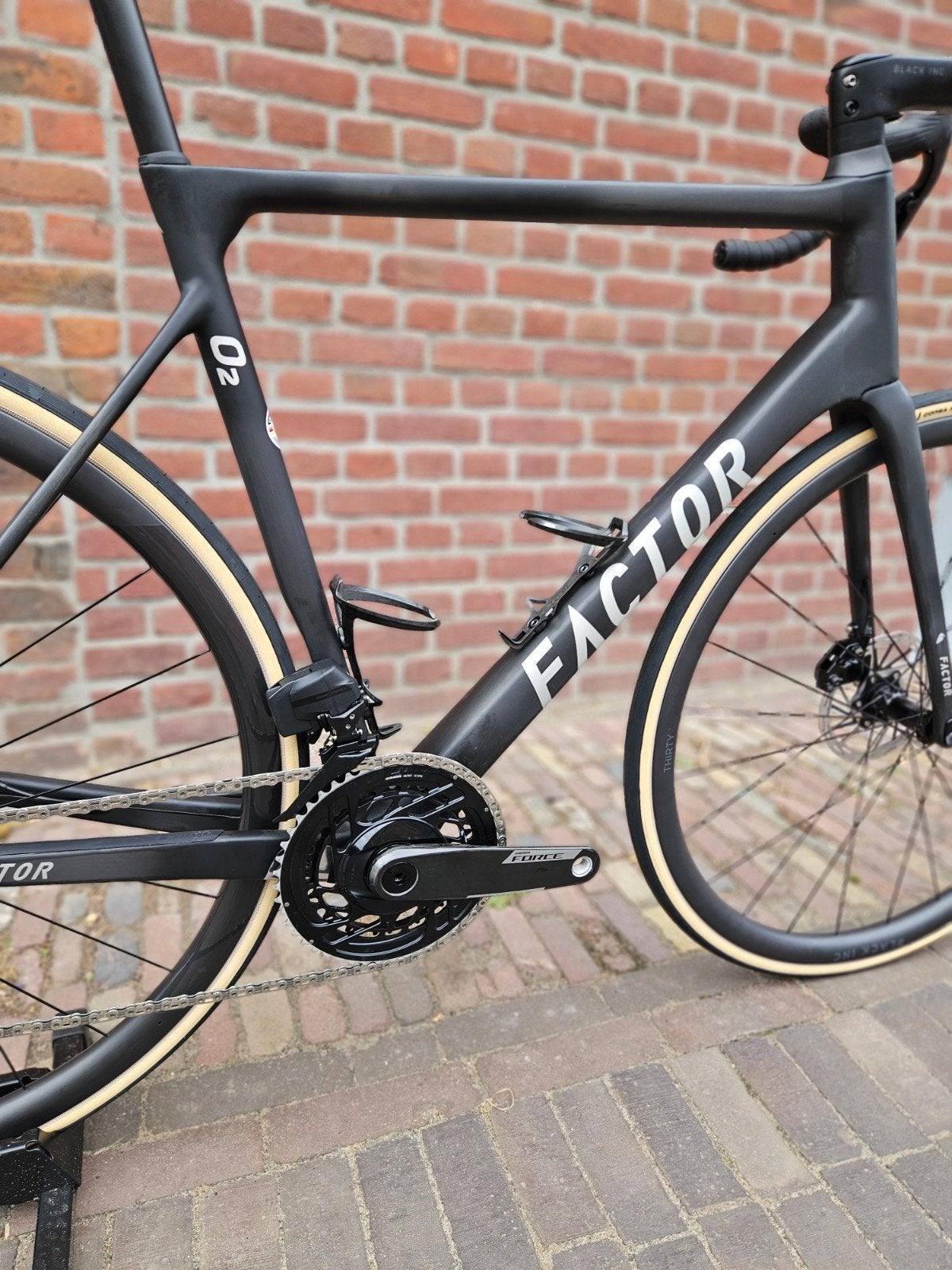 Sale! Factor O2 Black inc. Sram Force I Inruil mogelijk, Overige merken, 28 inch, Carbon, Nieuw