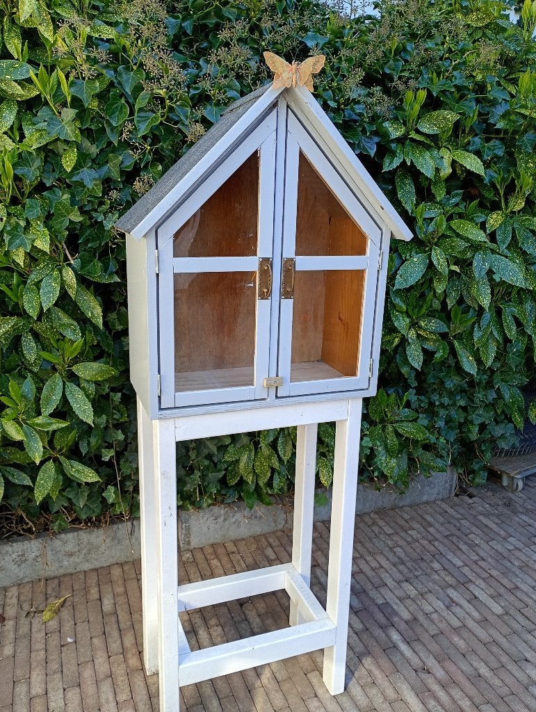 Minibieb 'Vlinder', Huis en Inrichting, Kasten | Boekenkasten, Nieuw, 50 tot 100 cm, Minder dan 100 cm, 25 tot 50 cm, Ophalen of Verzenden