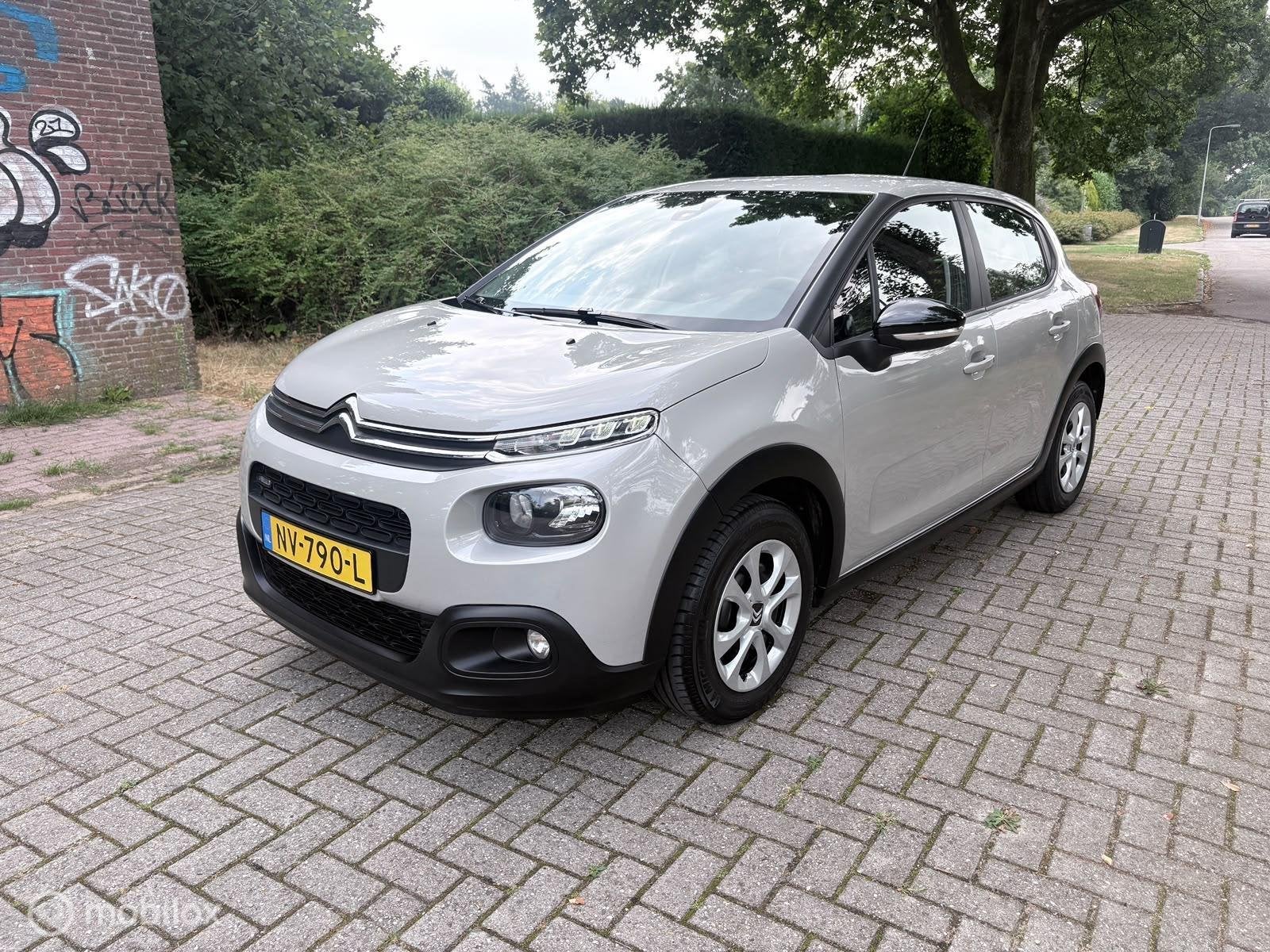 Citroen C3 1.2i Feel | 5DRS | 75.000KM | AIRCO | CRUISE |, 450 kg, Euro 6, 1199 cc, 82 pk