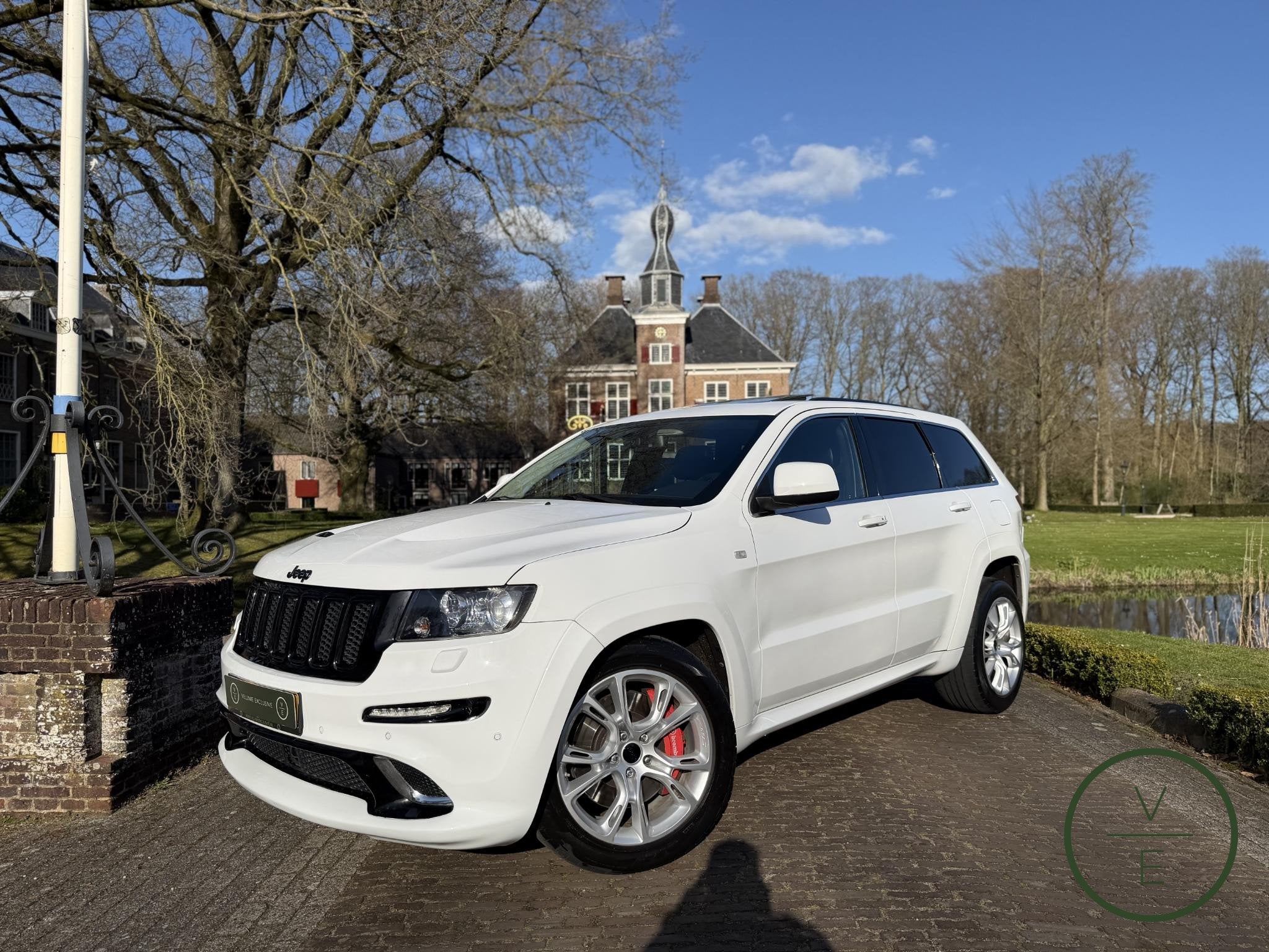 Jeep Grand Cherokee 6.4 V8 SRT8 | Pano | Volledig Onderhoude, Auto's, Jeep, Automaat, Euro 5, Wit, Bedrijf