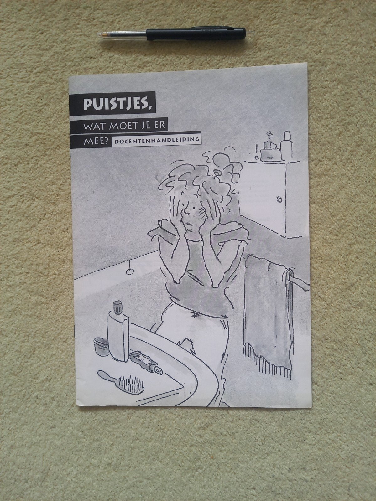 PUISTJES, WAT MOET JE ER MEE? docenten handleiding, Verzenden, 1980 tot heden, Tijdschrift