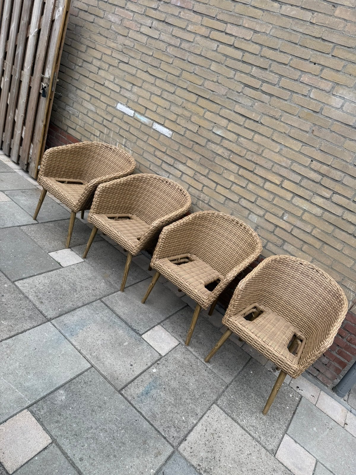 Nette tuinstoelen 4 stuks zgan, Ophalen, Zo goed als nieuw, Kunststof