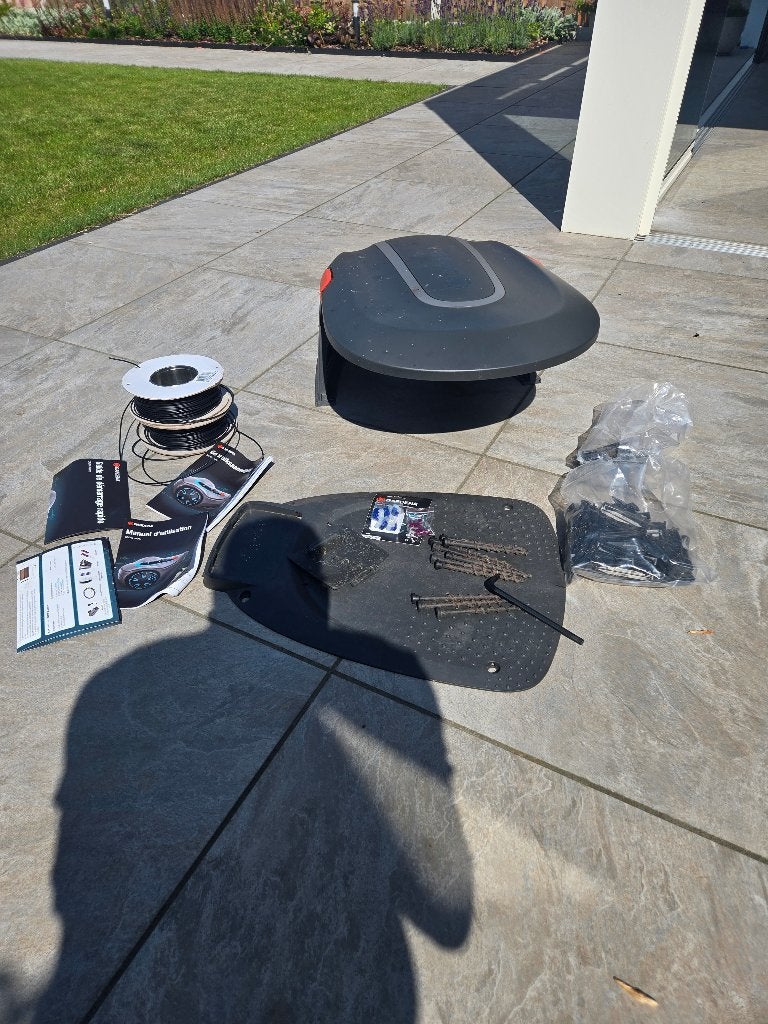 Gardena Sileno minimo 250 robot grasmaaier, Tuin en Terras, Robotmaaiers, Ophalen, Gebruikt, Gardena, Bestuurbaar via app